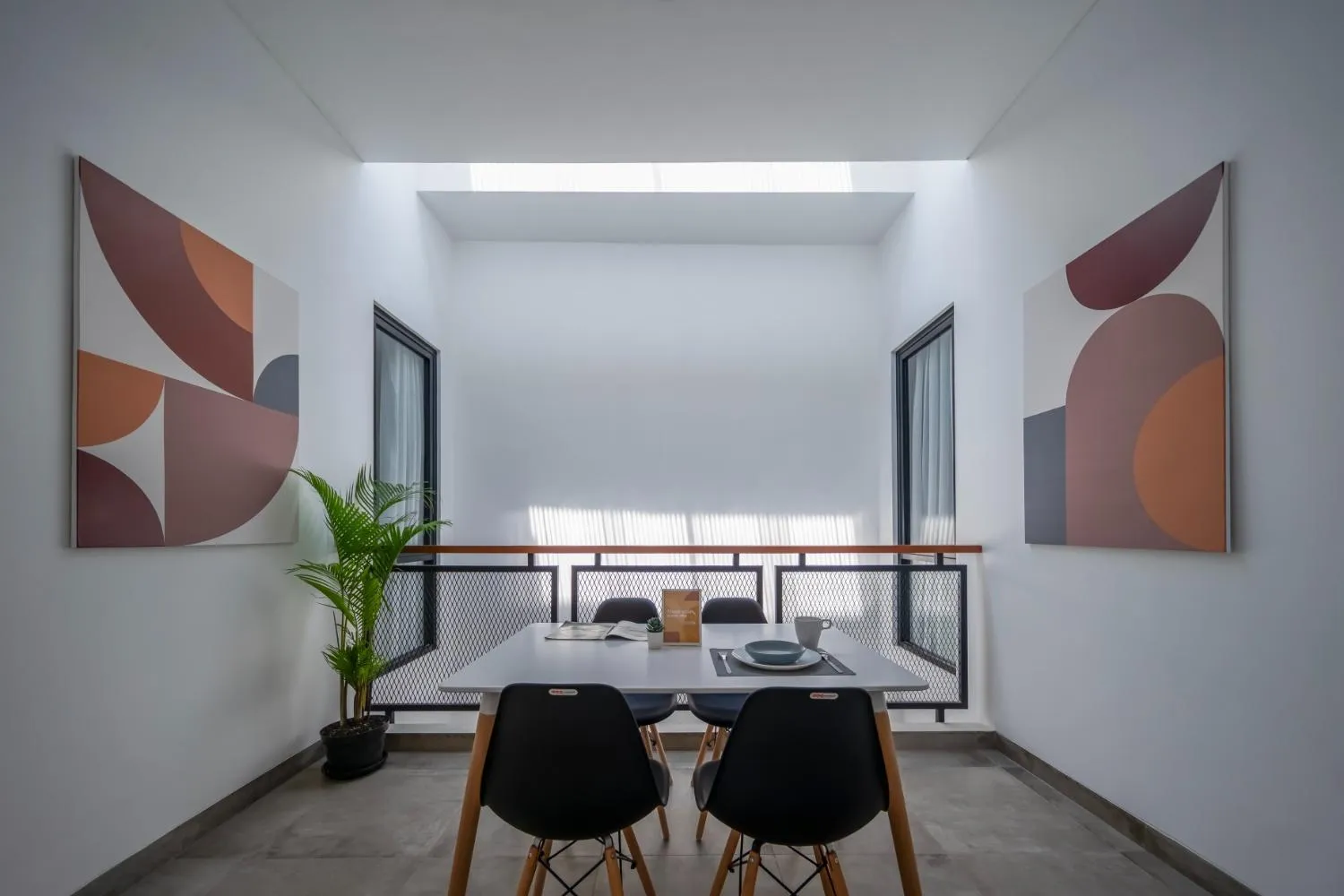 Property building in Cove River Haus