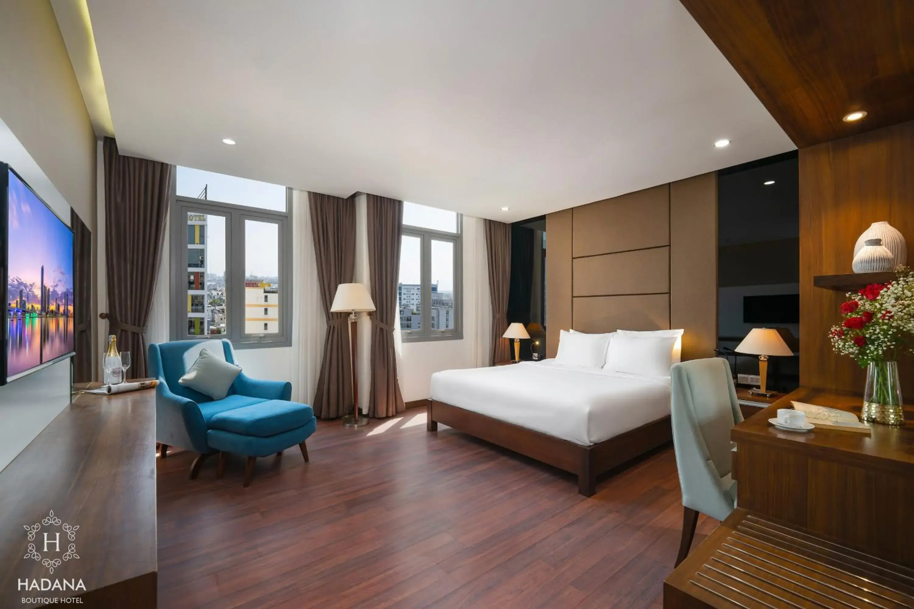 Communal lounge/ TV room, Bed in Hadana Boutique Hotel Danang Communal lounge/ TV room, Bed in Hadana Boutique Hotel Danang