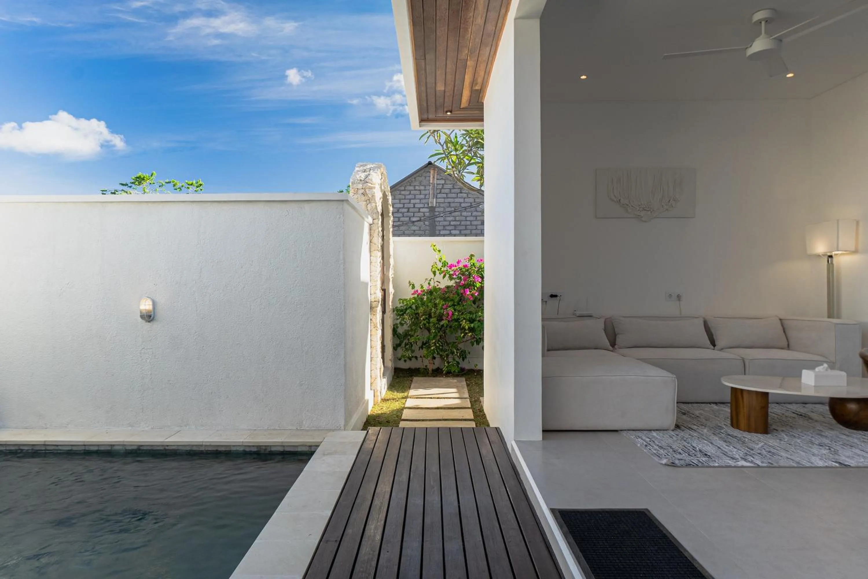 Area and facilities in Nakuh Studio Villa