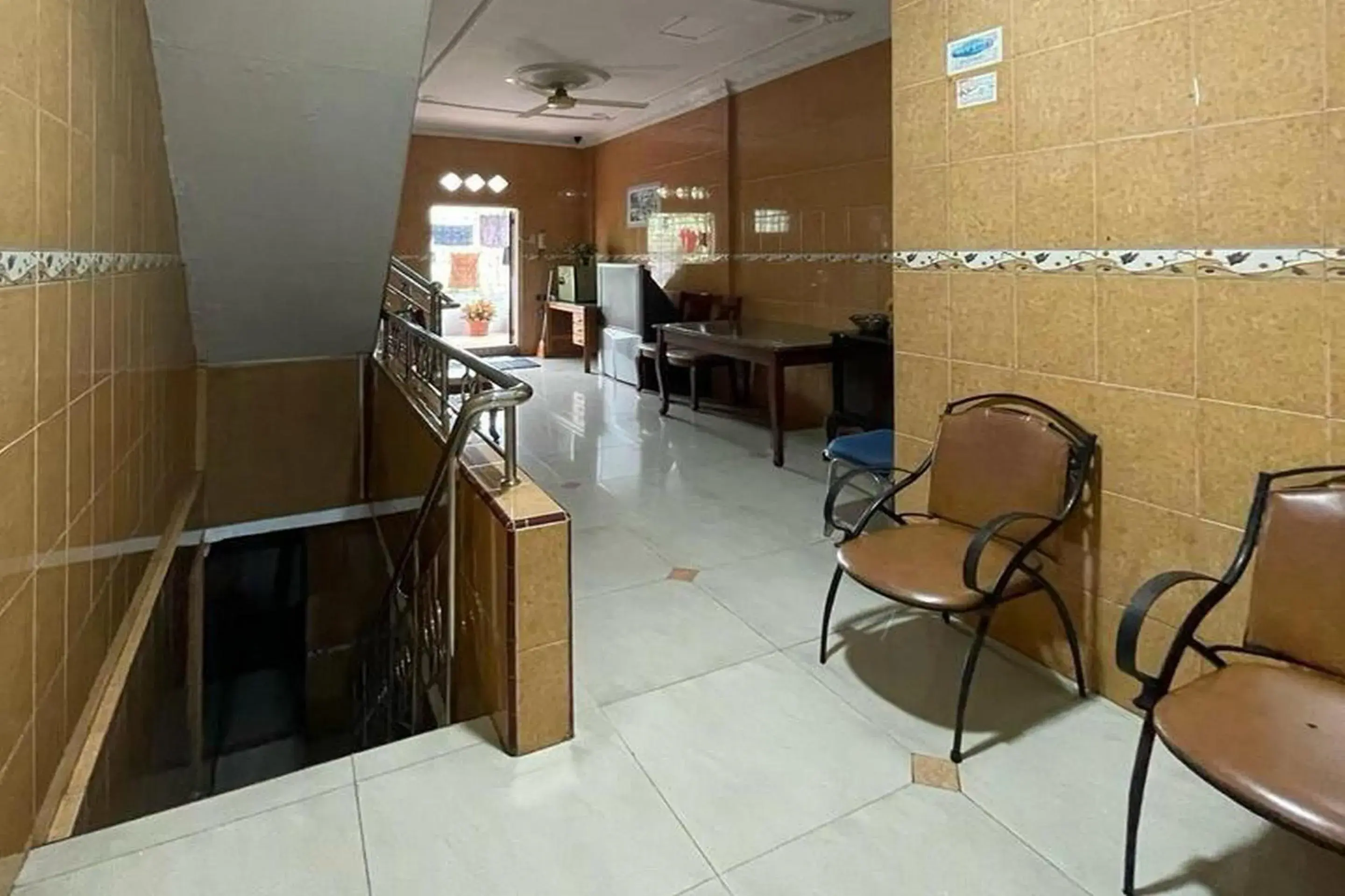 Lobby or reception in Hotel O Homestay Pakmuklis Syariah 2 Near Taman Mini Lhokseumawe Lobby or reception in Hotel O Homestay Pakmuklis Syariah 2 Near Taman Mini Lhokseumawe