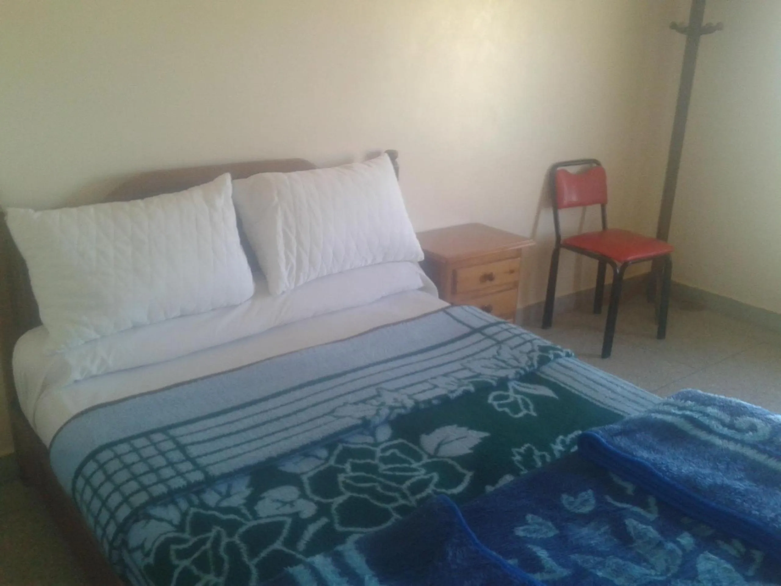 Bed in Hotel Almanader