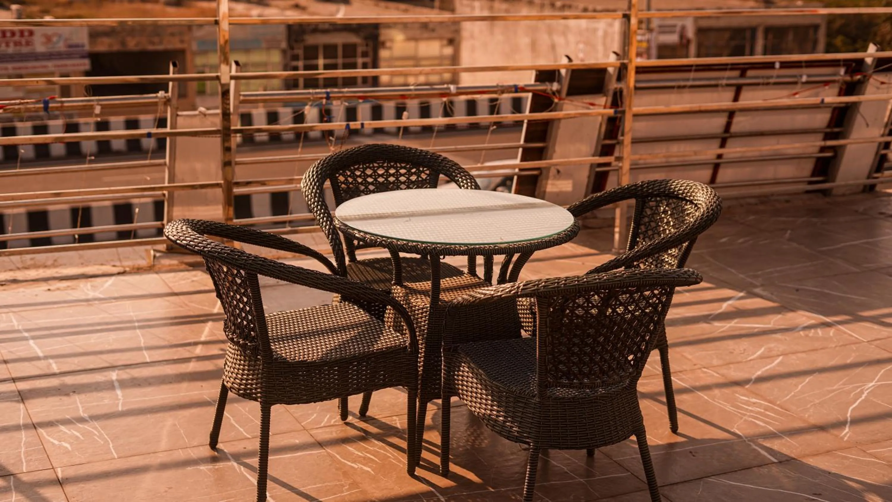 Restaurant/places to eat in Hotel Northwind Mohali