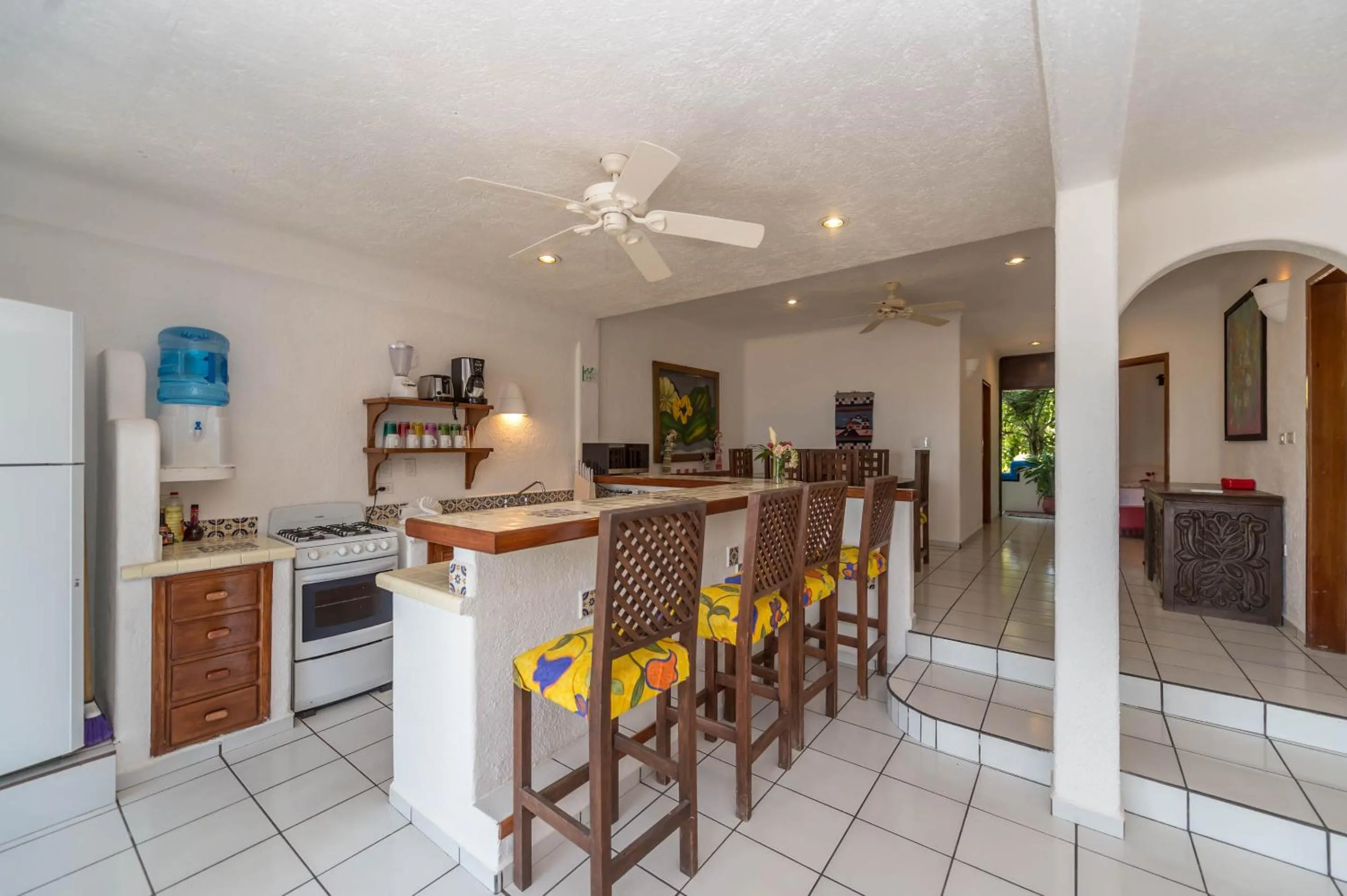 Kitchen or kitchenette in Del Sol Beachfront