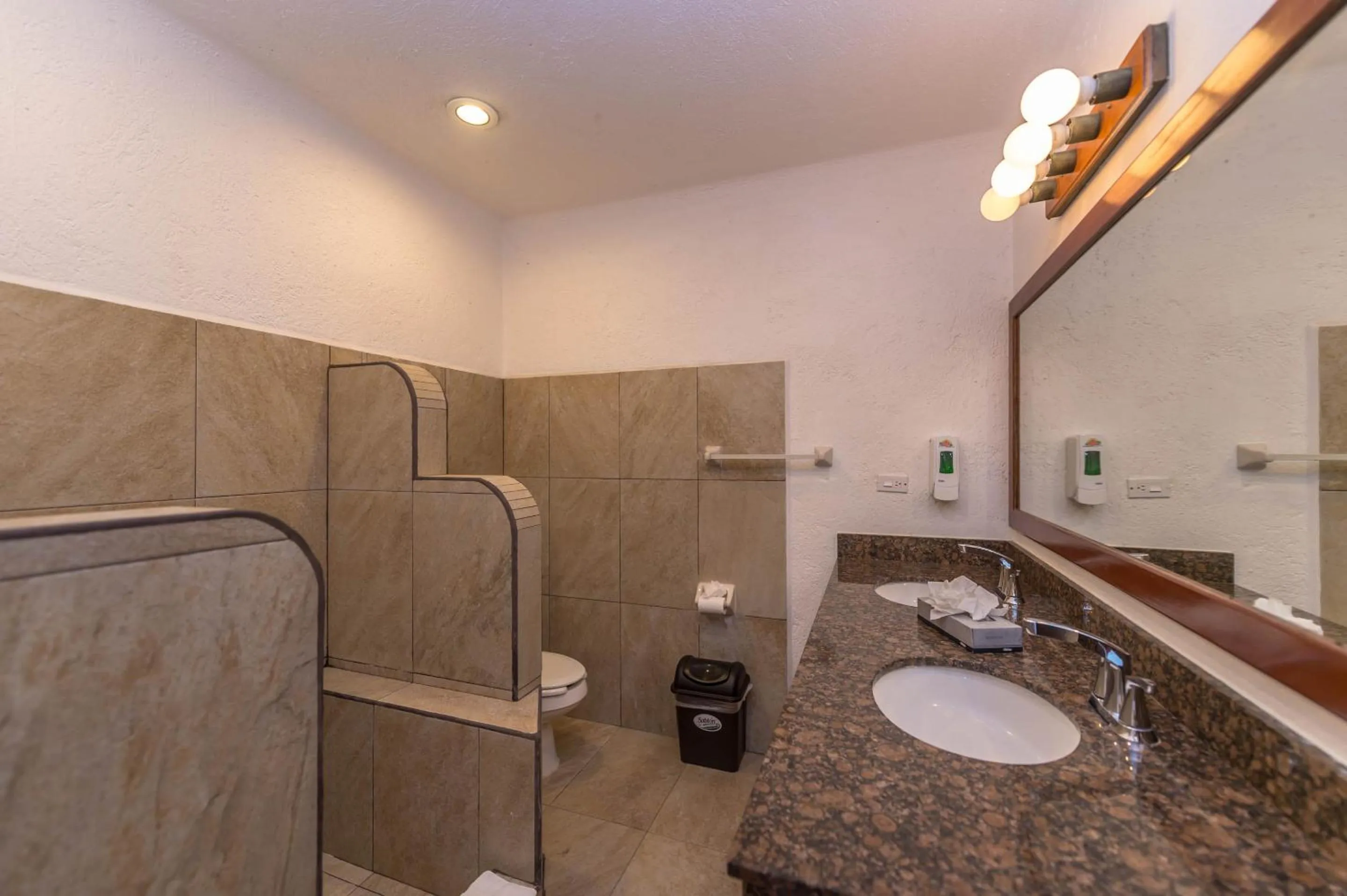 Bathroom in Del Sol Beachfront