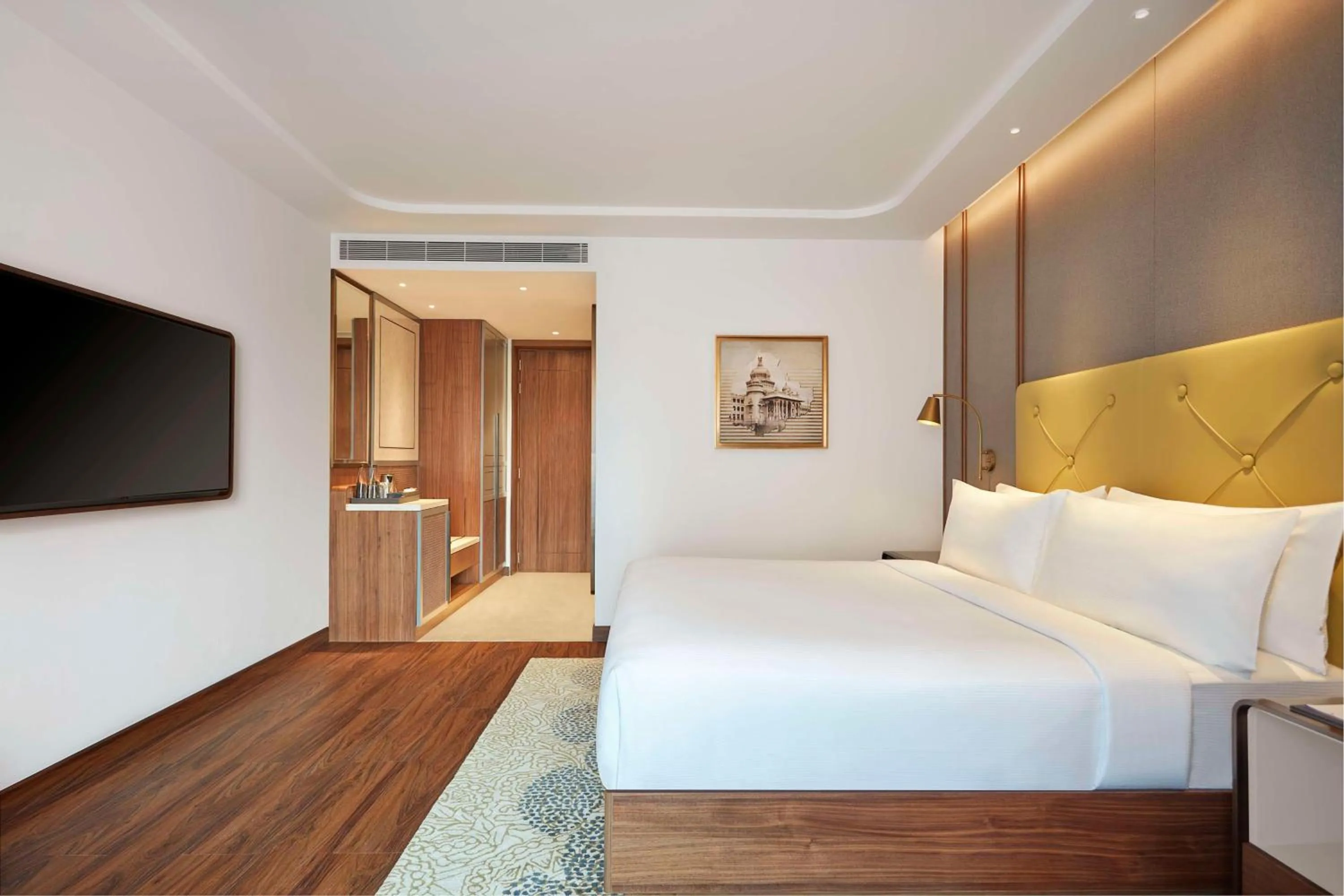 Bed in Doubletree By Hilton Bengaluru Whitefield