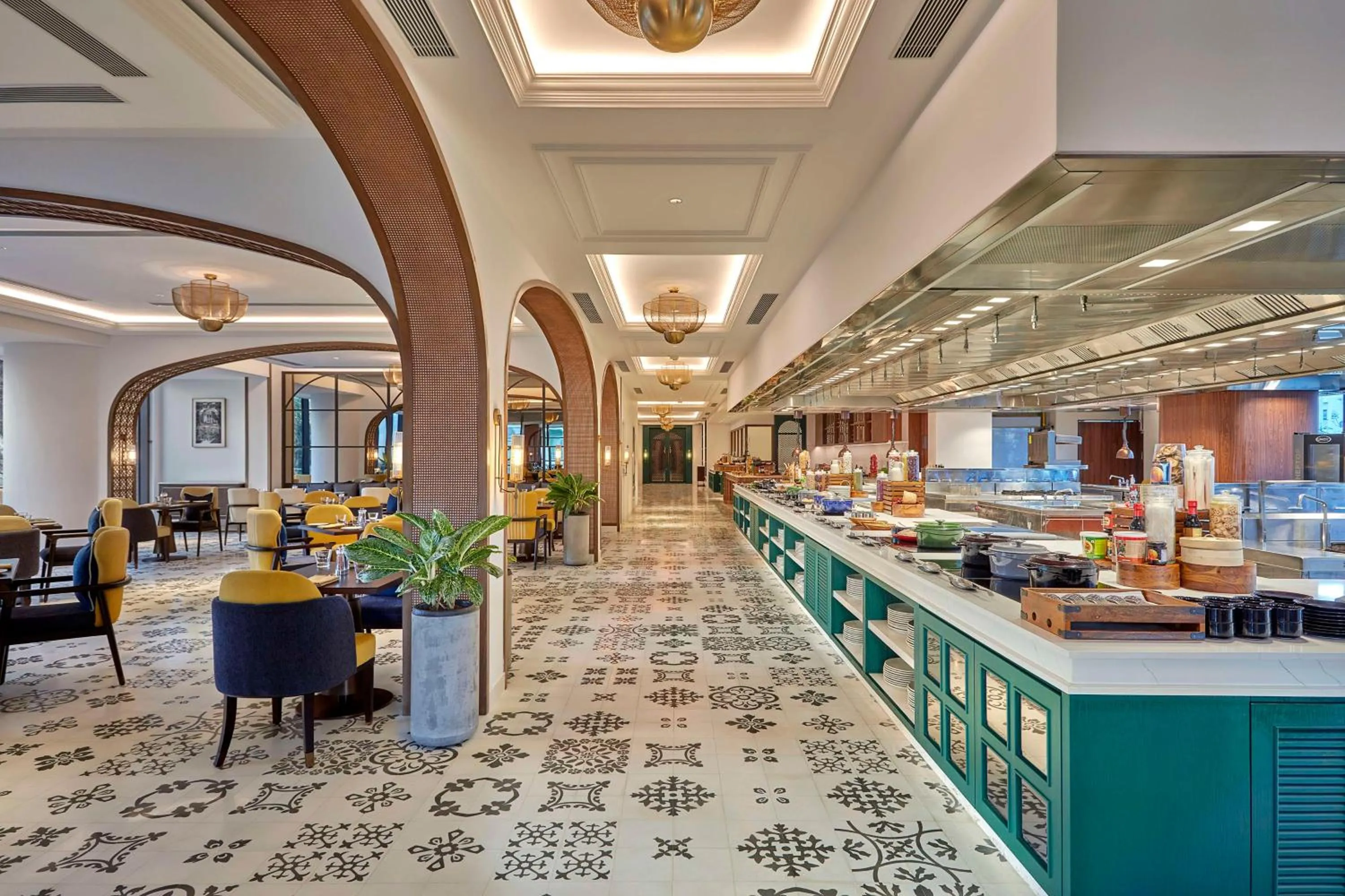 Restaurant/places to eat in Doubletree By Hilton Bengaluru Whitefield