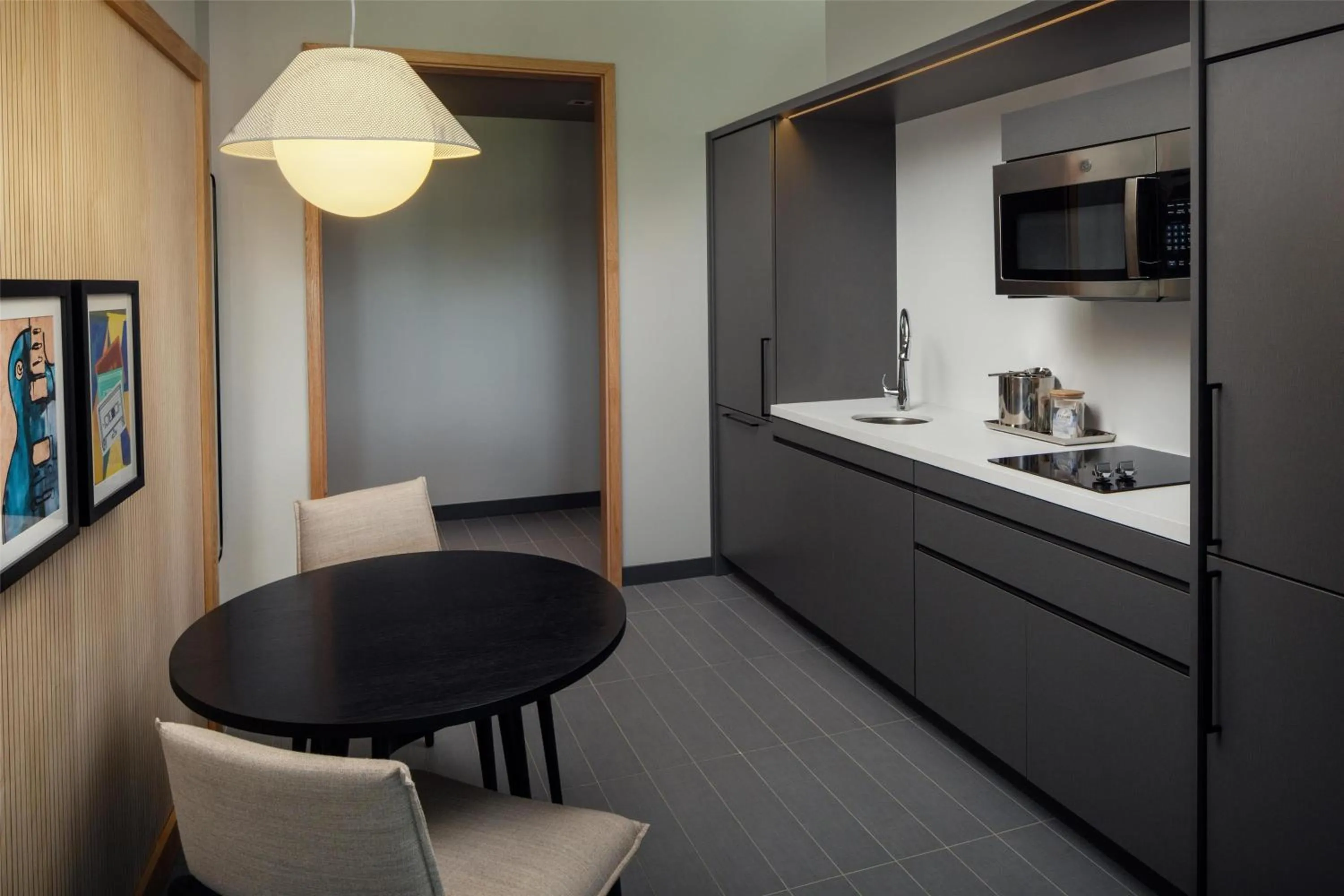 Coffee/tea facilities in Homewood Suites By Hilton Nashville Downtown The Gulch