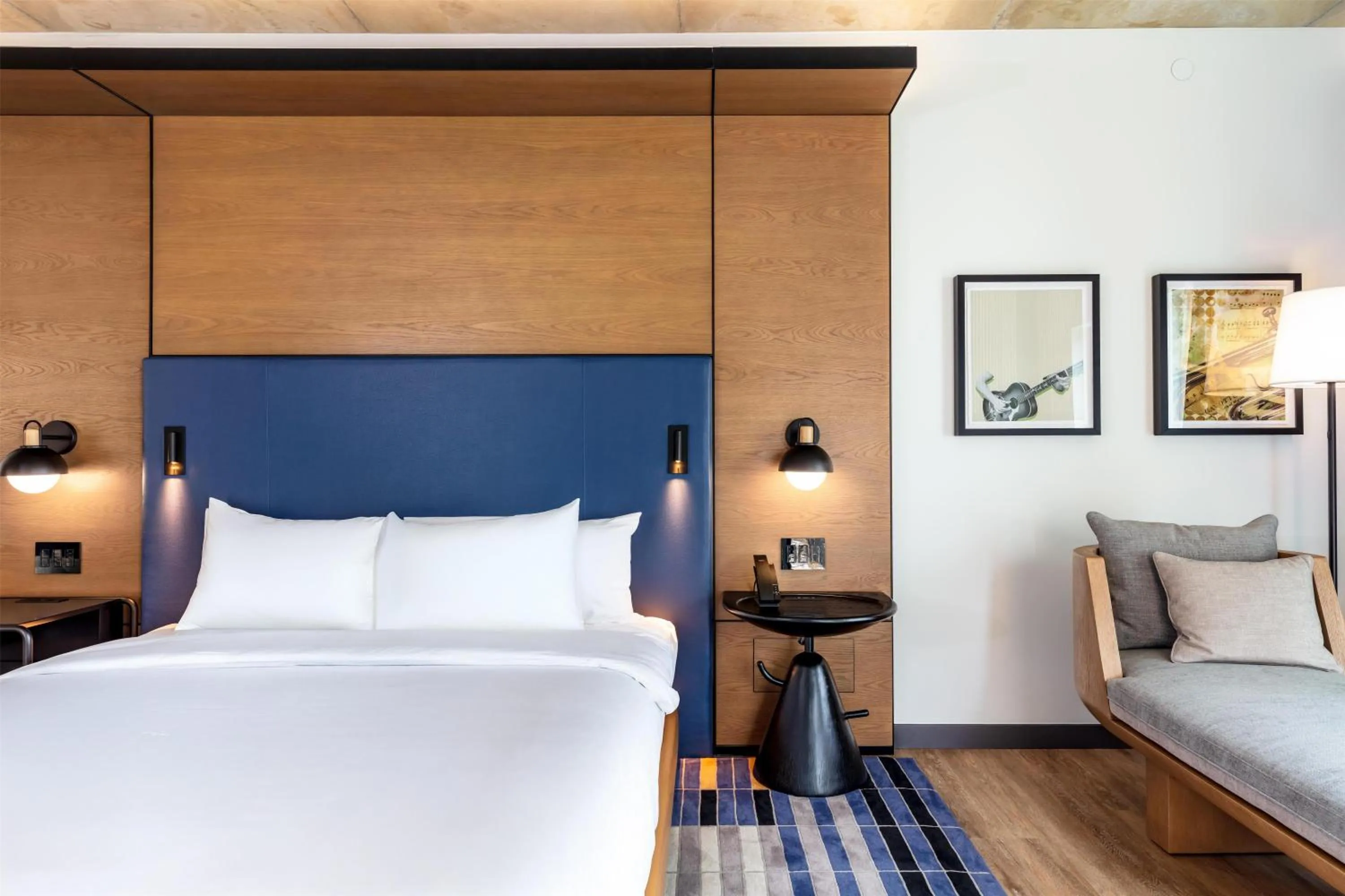 Bed in Canopy By Hilton Nashville Downtown The Gulch