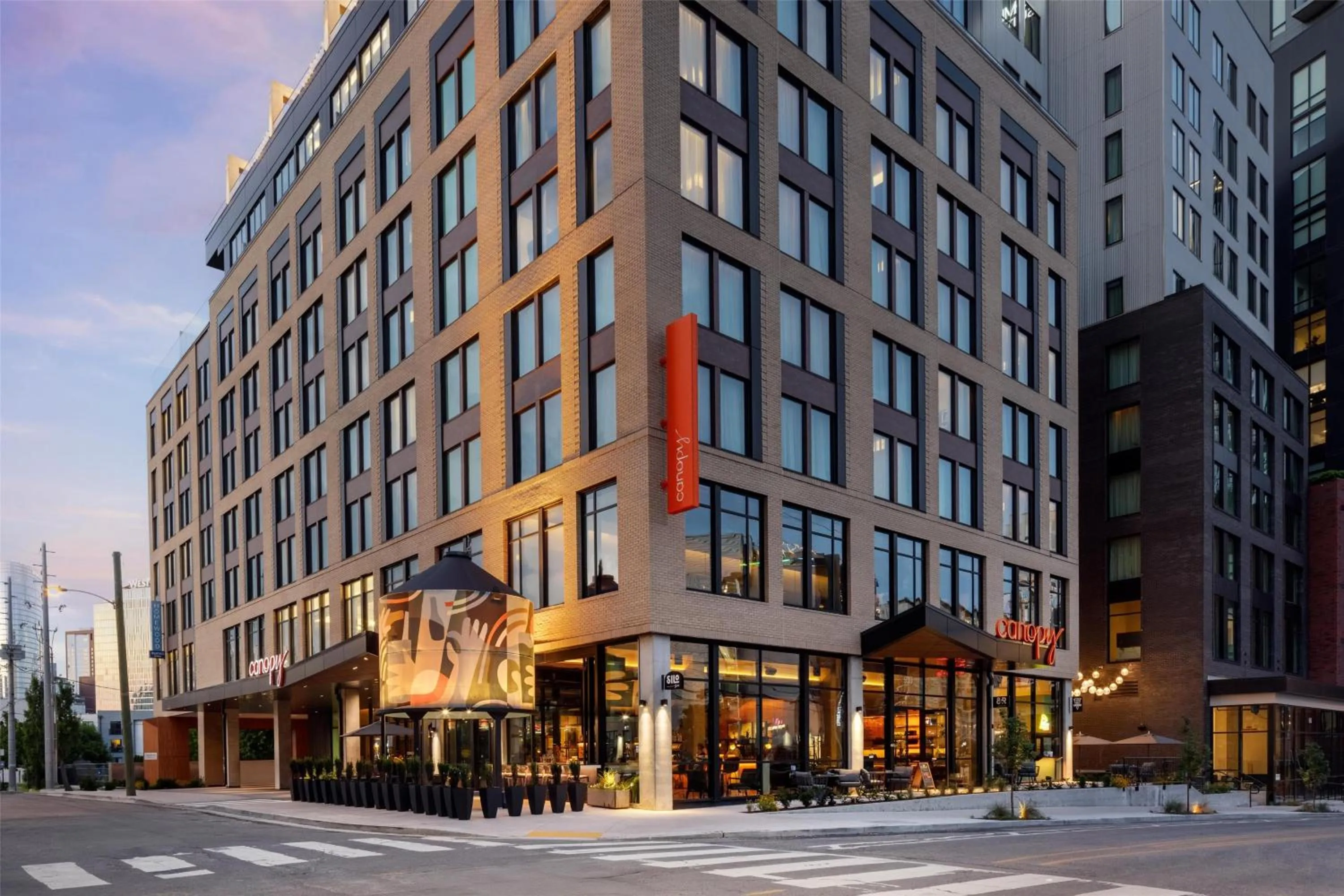 Property building in Canopy By Hilton Nashville Downtown The Gulch