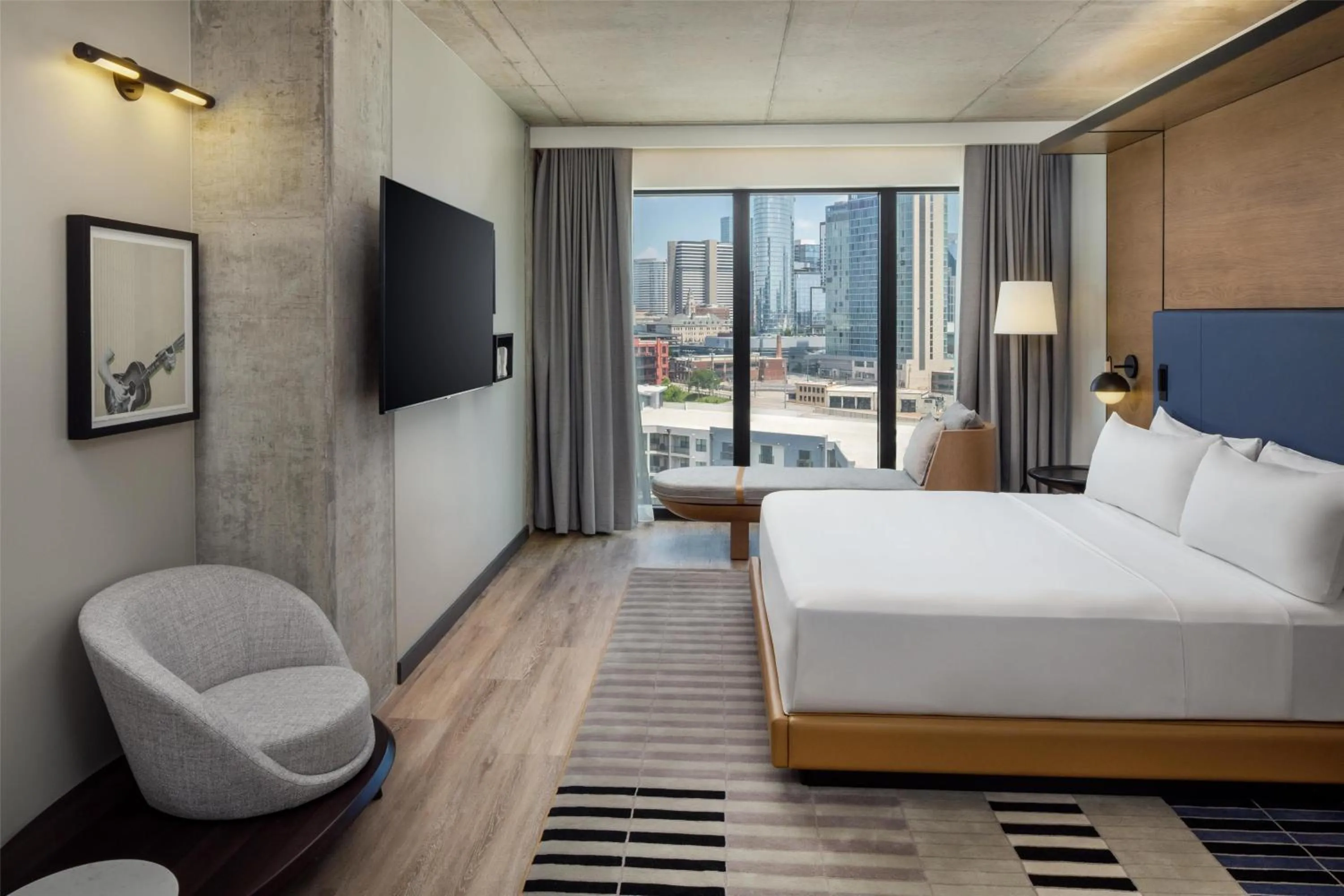 Bed in Canopy By Hilton Nashville Downtown The Gulch