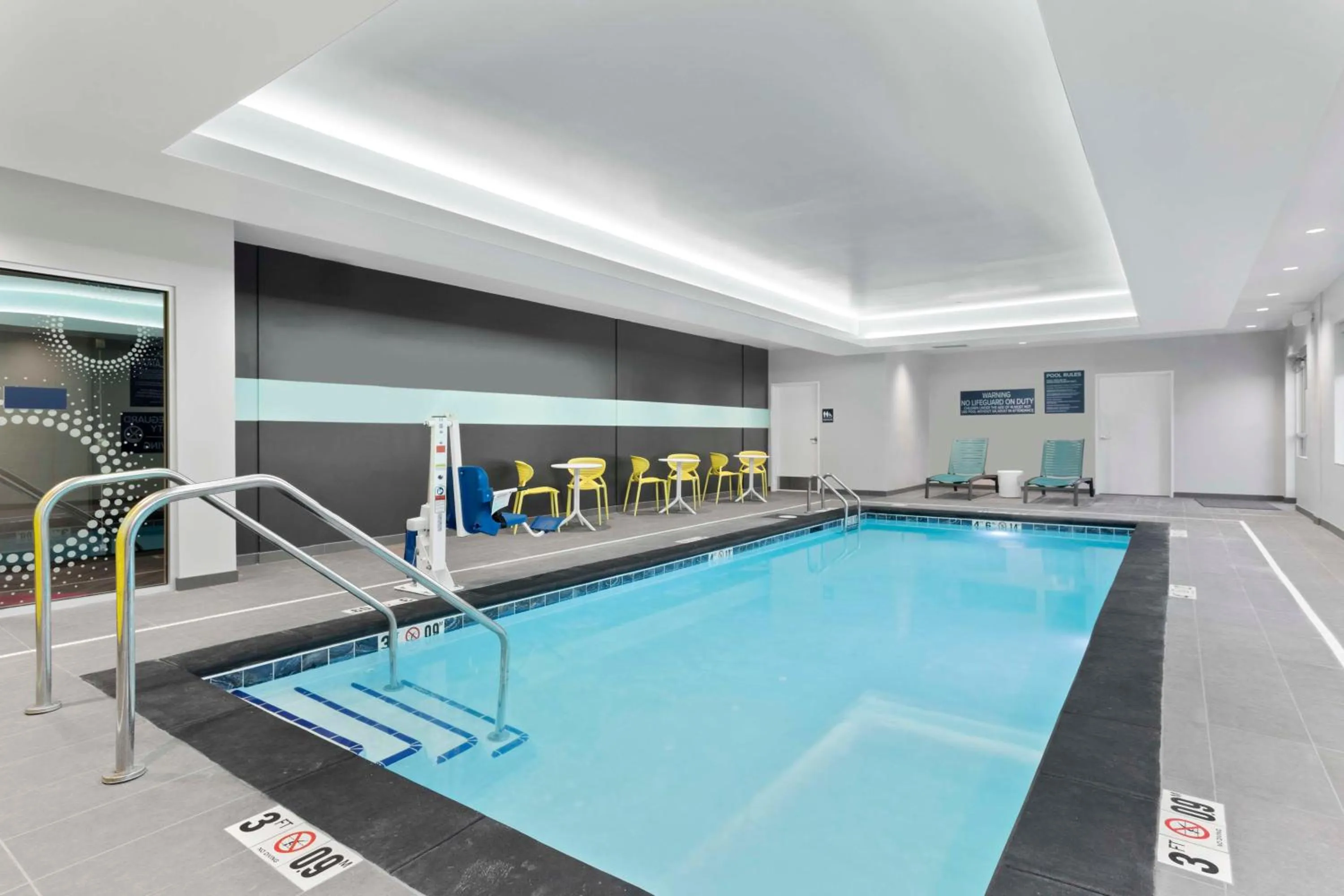 Pool view in Tru By Hilton Lincoln East