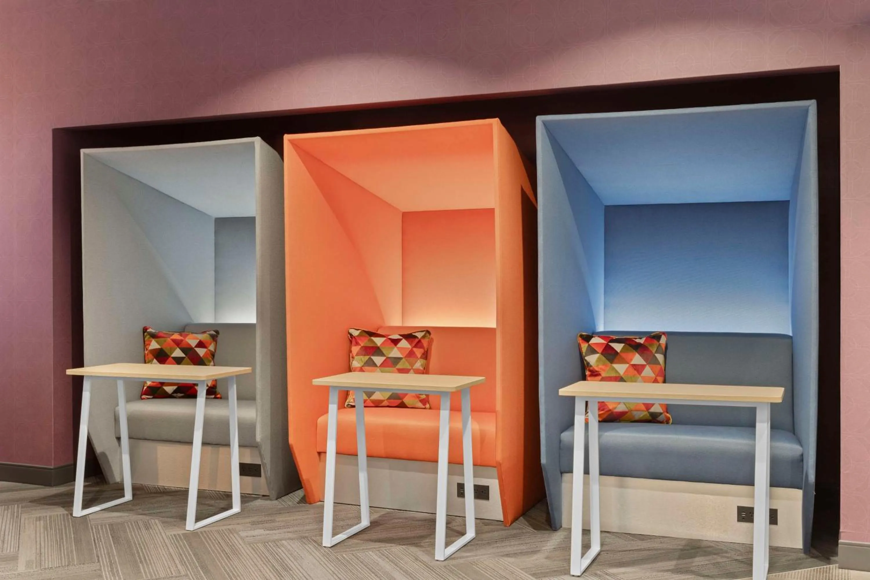 Business facilities in Tru By Hilton Lincoln East