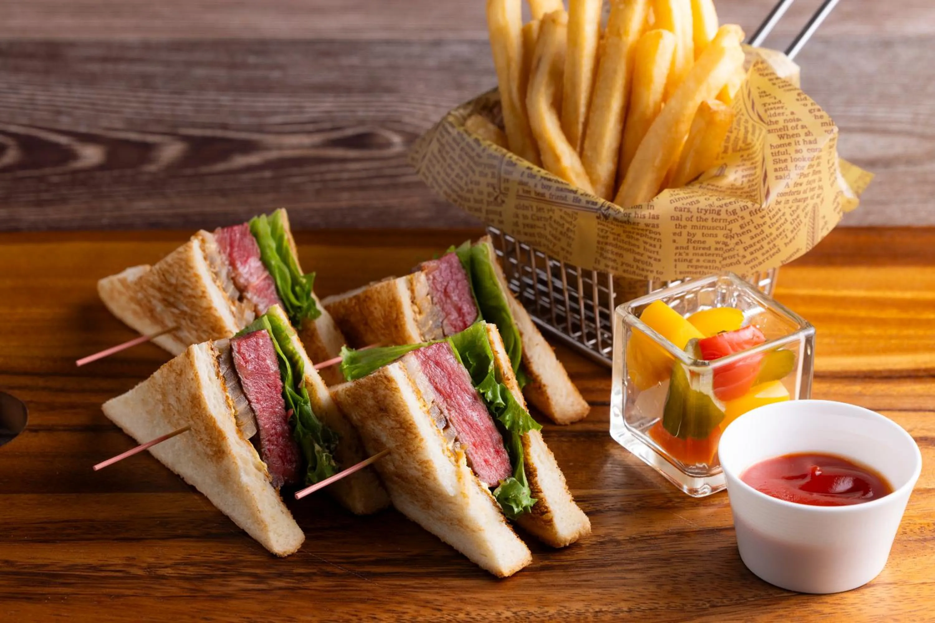 Restaurant/places to eat in DoubleTree by Hilton Osaka Castle