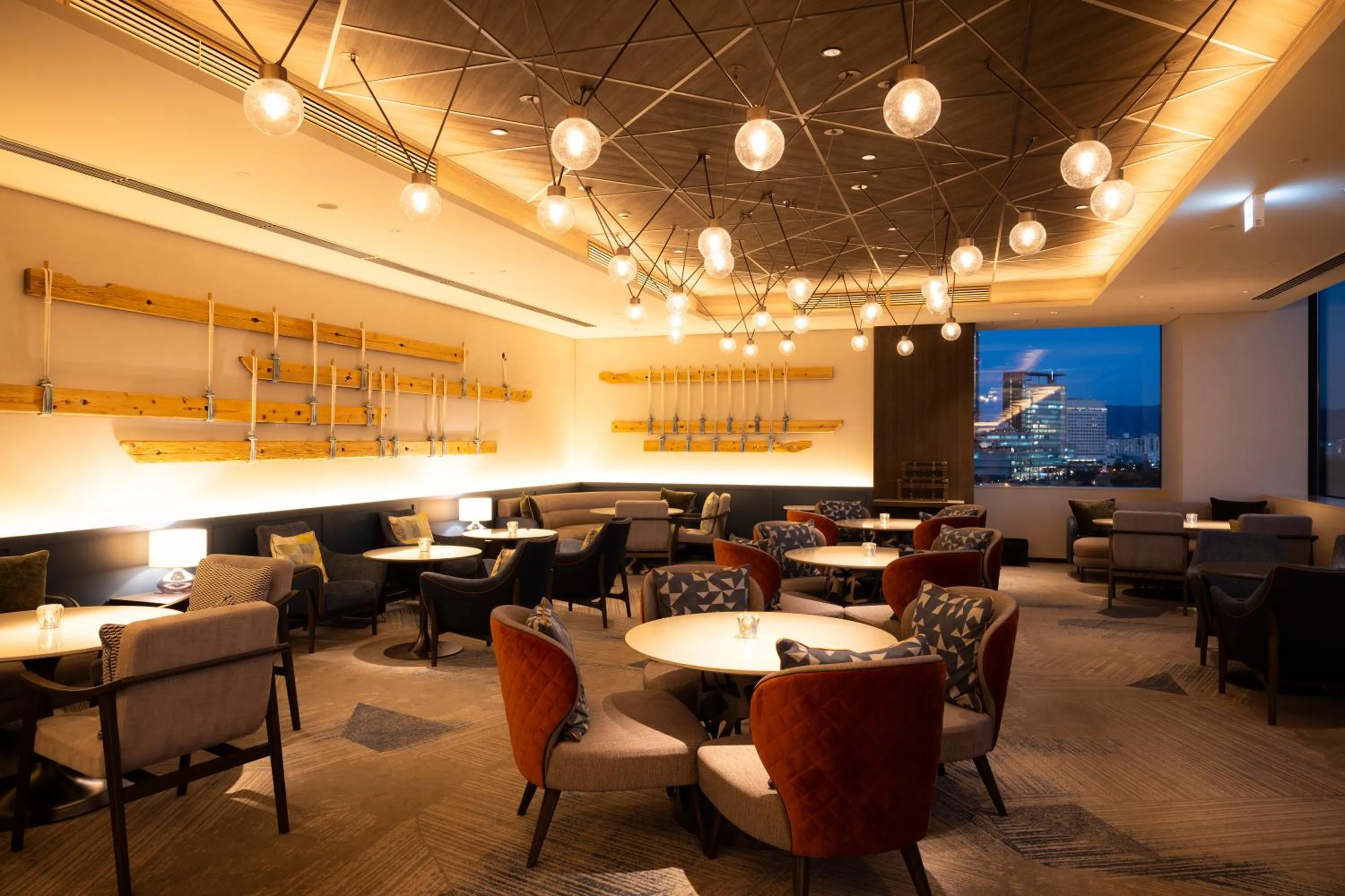 Lounge or bar in DoubleTree by Hilton Osaka Castle