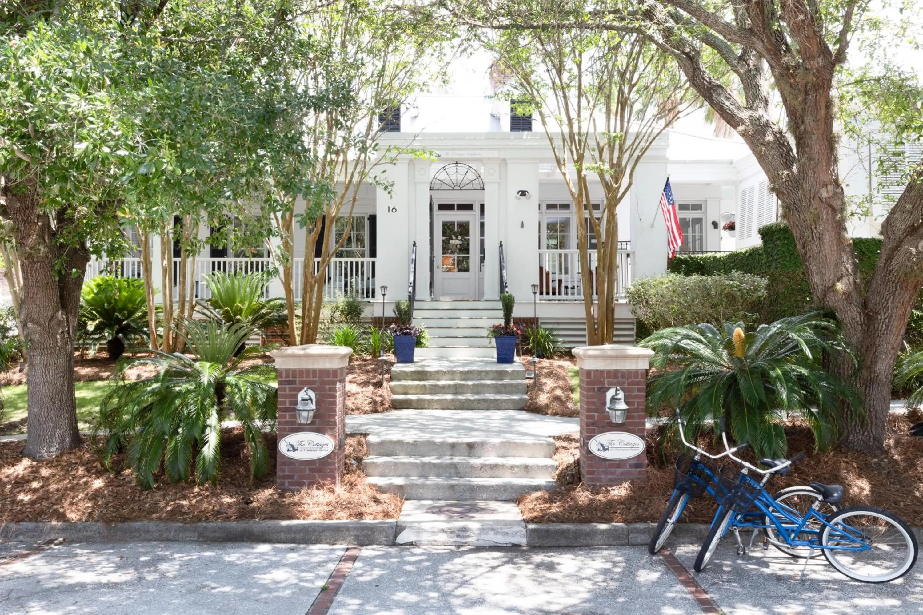 Facade/entrance in The Cottages on Charleston Harbor