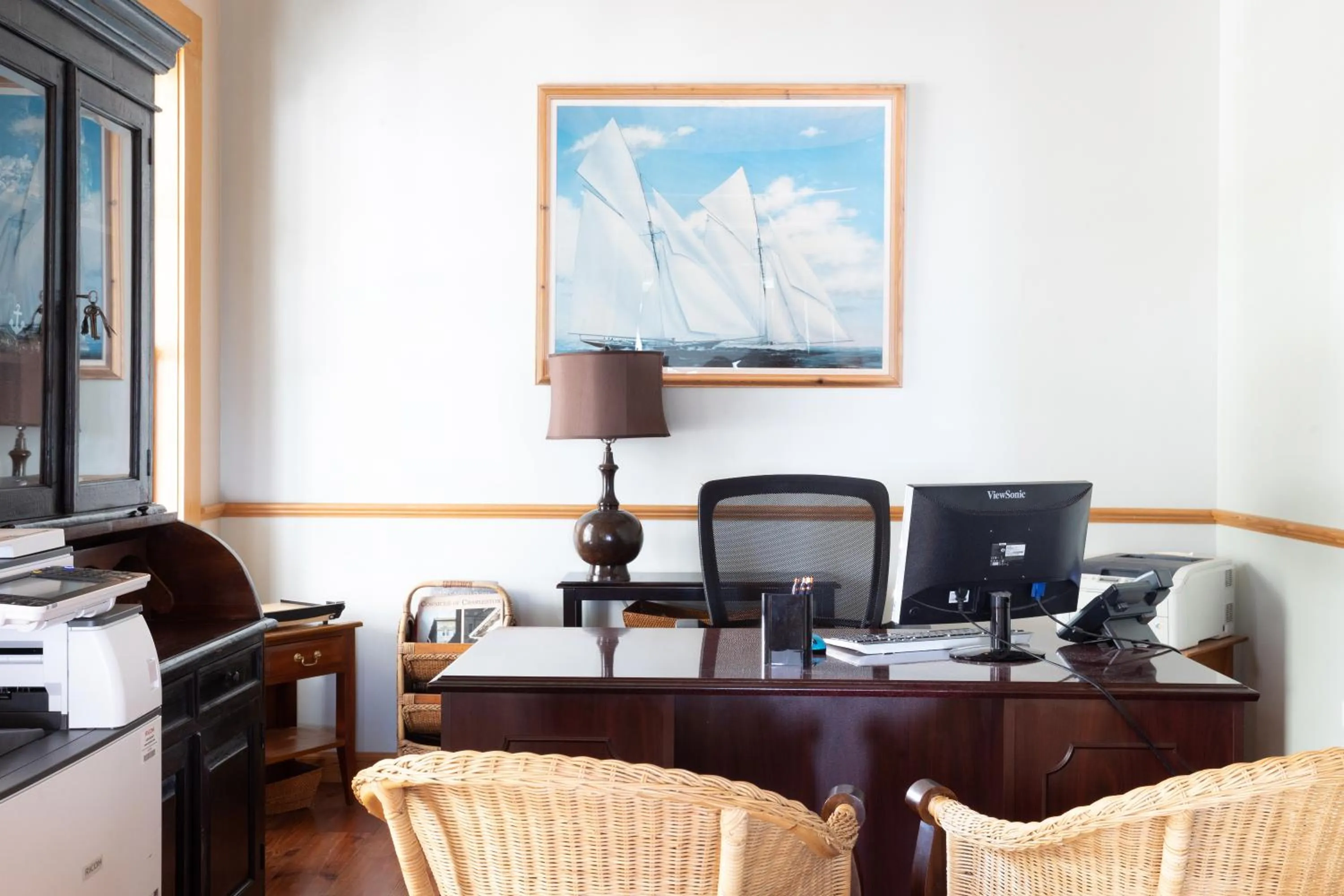 Business facilities in The Cottages on Charleston Harbor