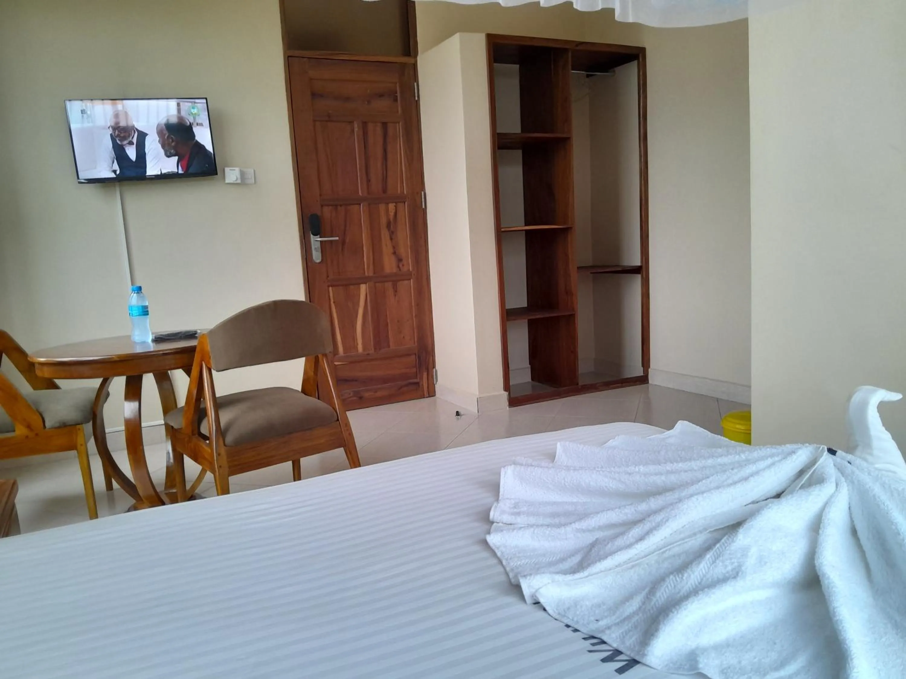 TV and multimedia, Bed in WILIVINA HOTEL