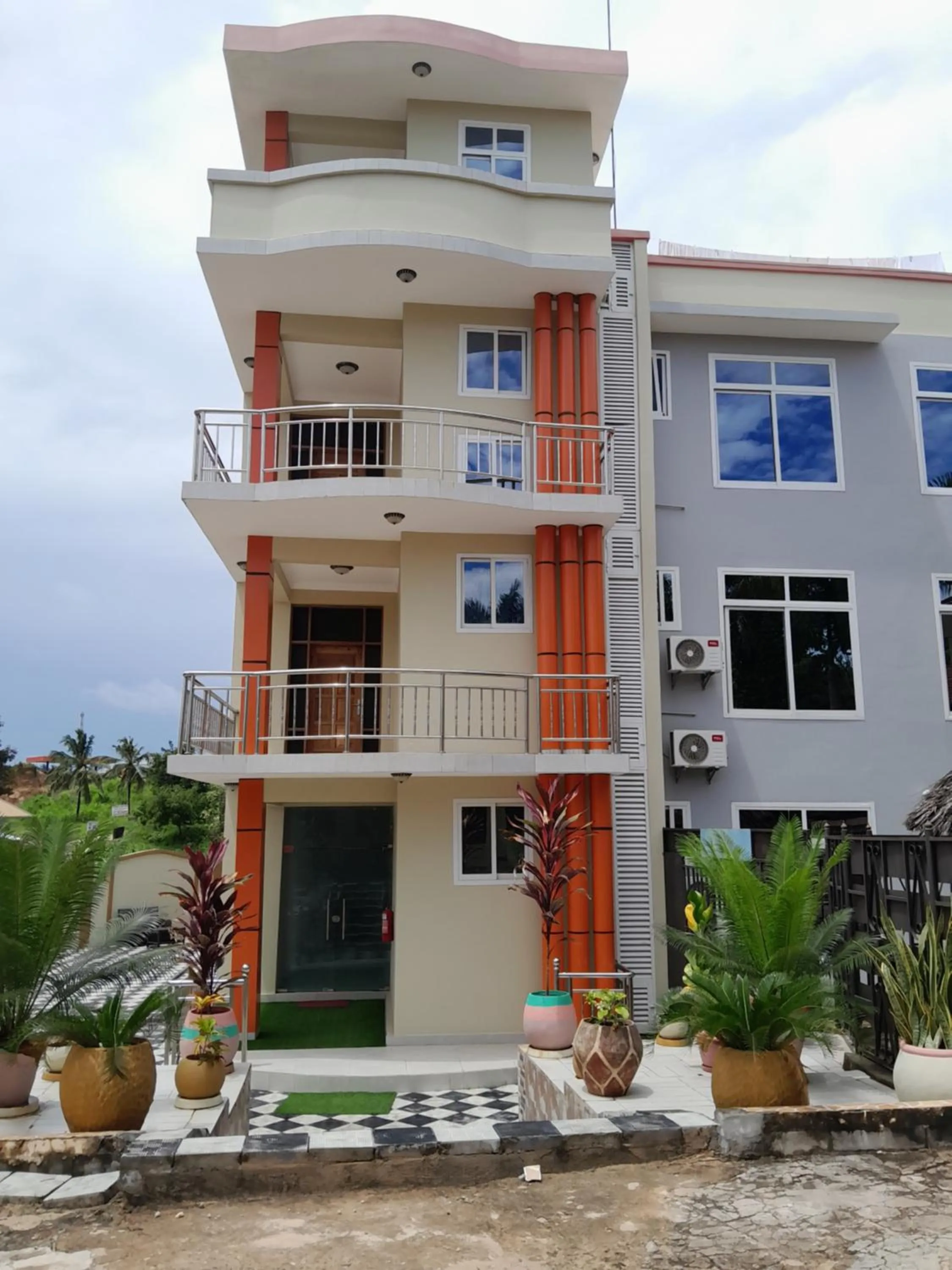 Property building in WILIVINA HOTEL