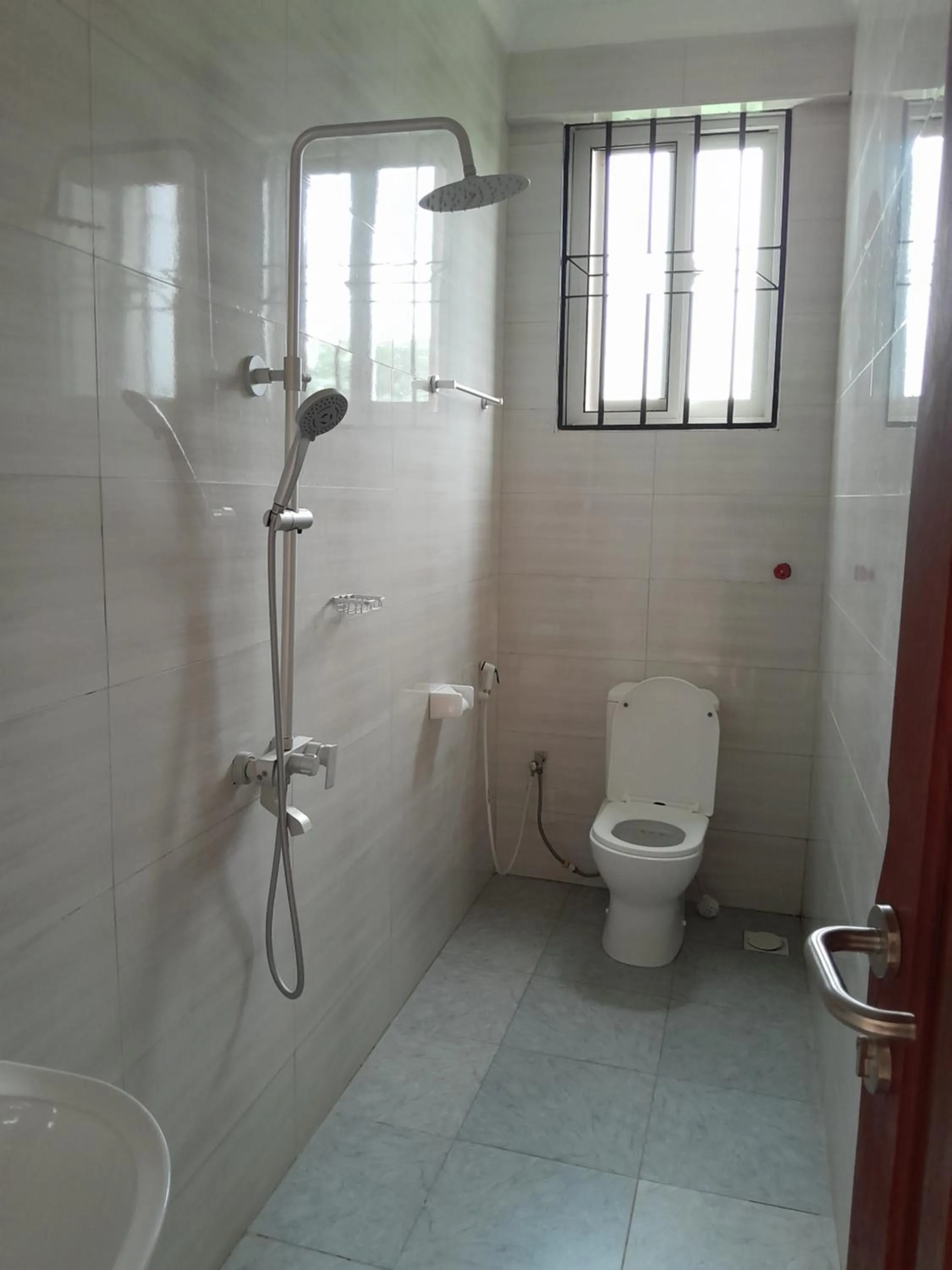 Shower in WILIVINA HOTEL