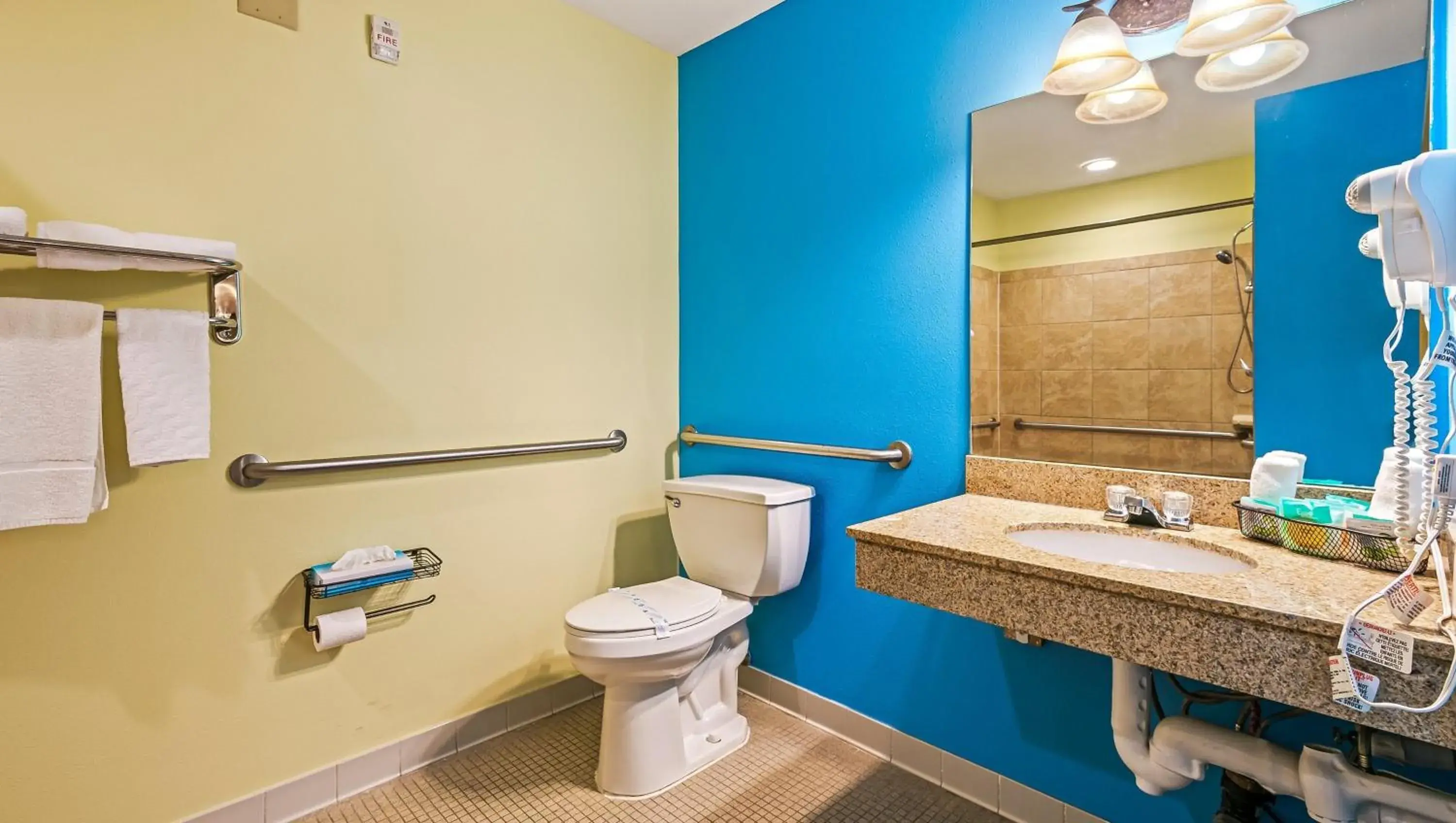 Bathroom in Wildwood Inn Bathroom in Wildwood Inn