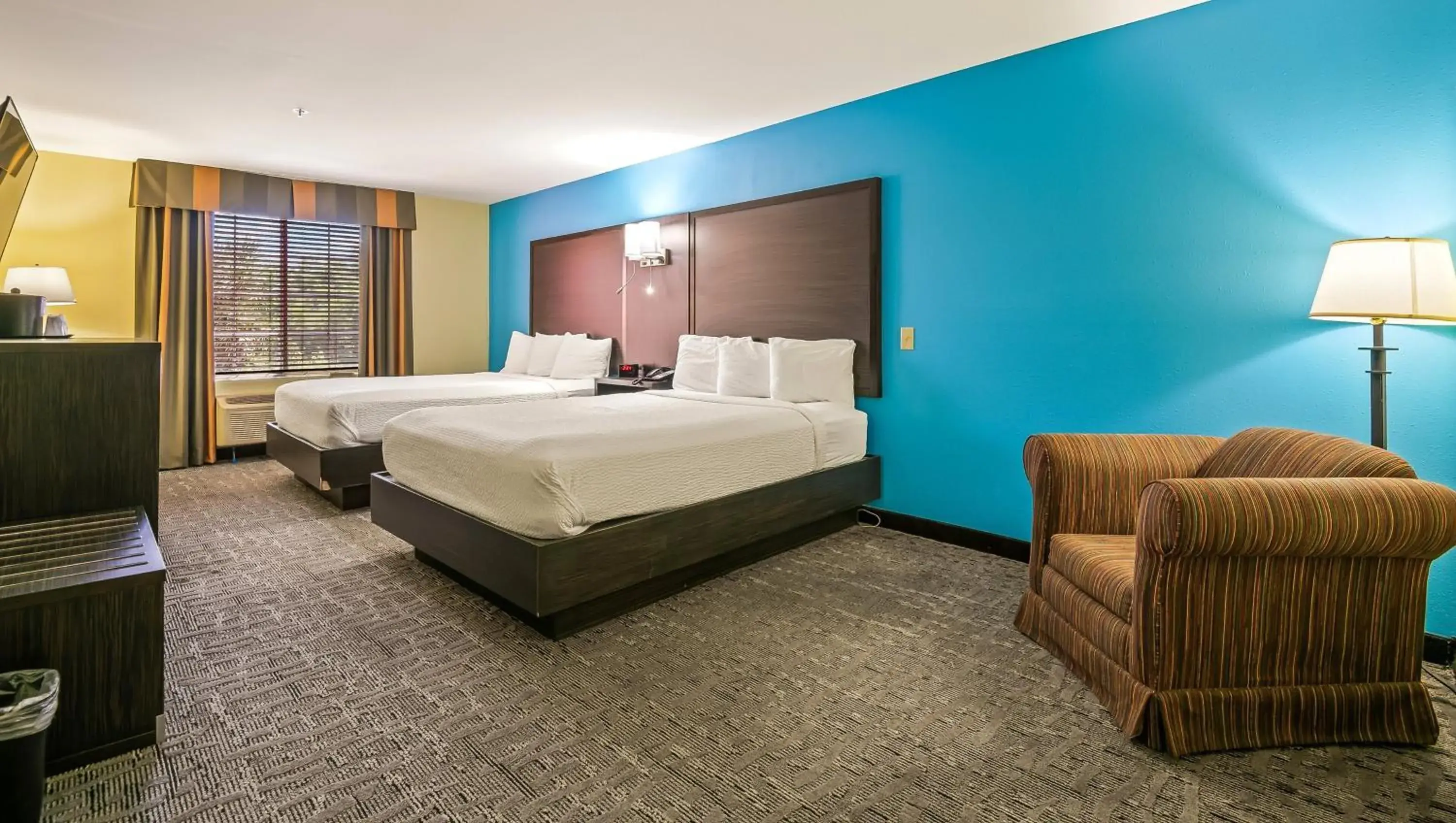 Bed in Wildwood Inn Bed in Wildwood Inn