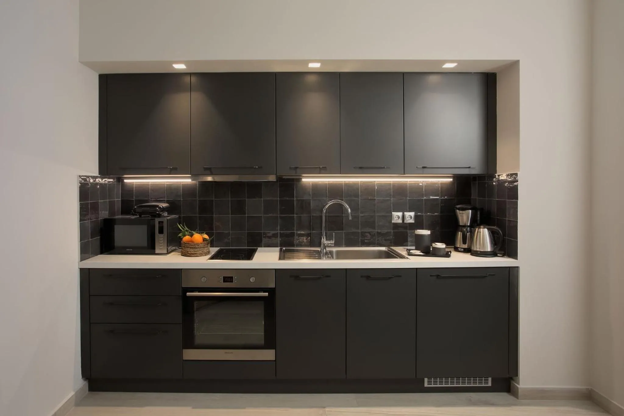 Happiness Luxury Central Apartment