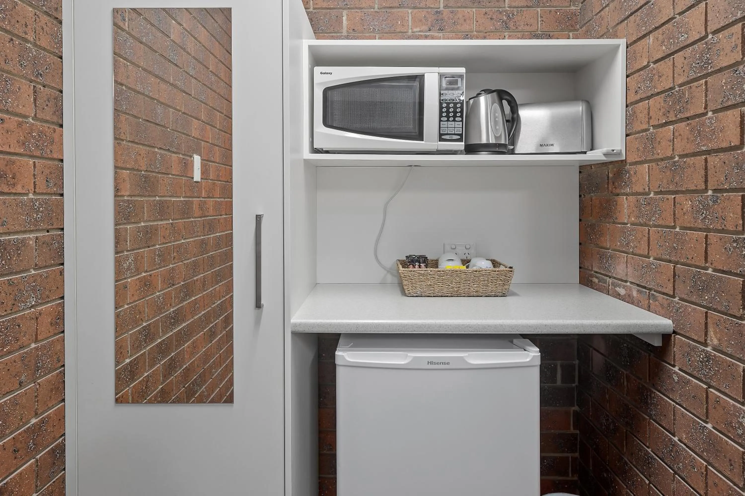 Coffee/tea facilities in Healesville Motor Inn
