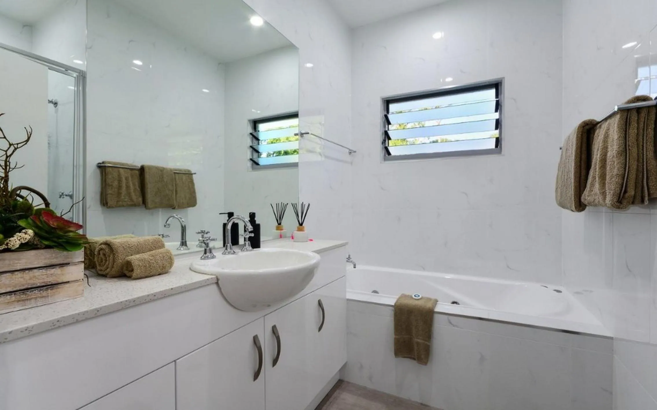 Bathroom in Blue Water Views on Hamilton Island by HIHA