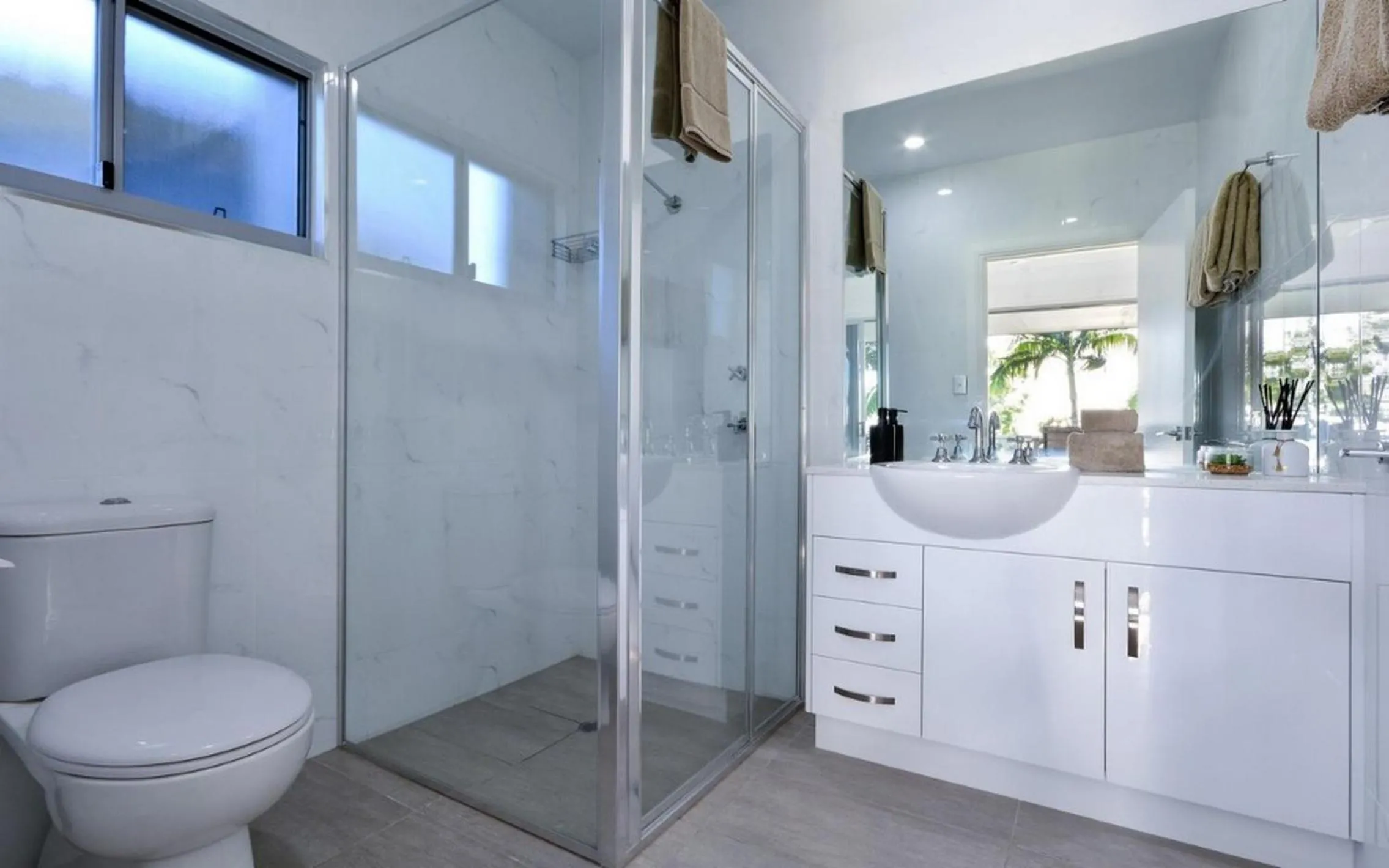 Bathroom in Blue Water Views on Hamilton Island by HIHA