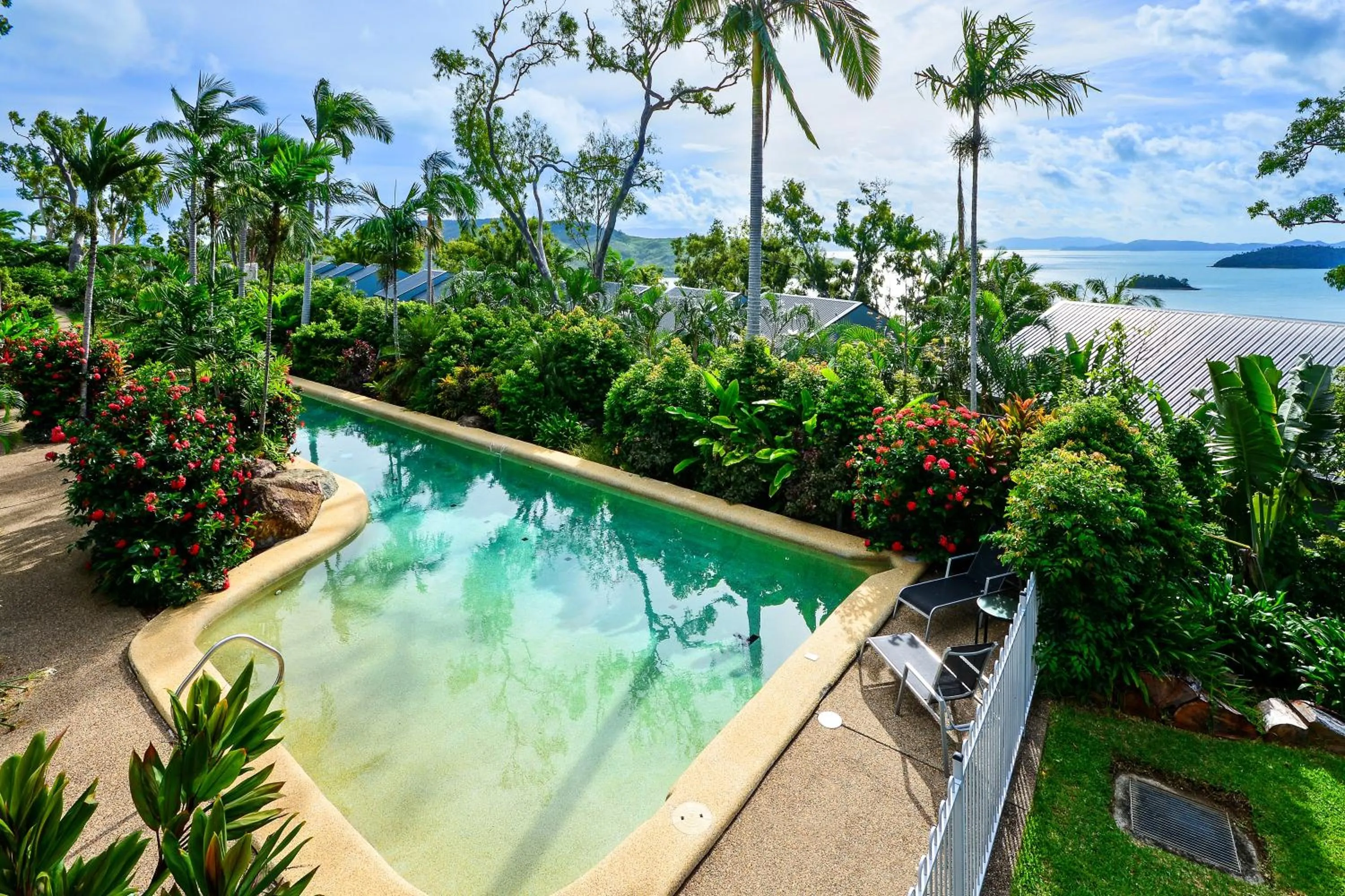 Swimming pool in Blue Water Views on Hamilton Island by HIHA