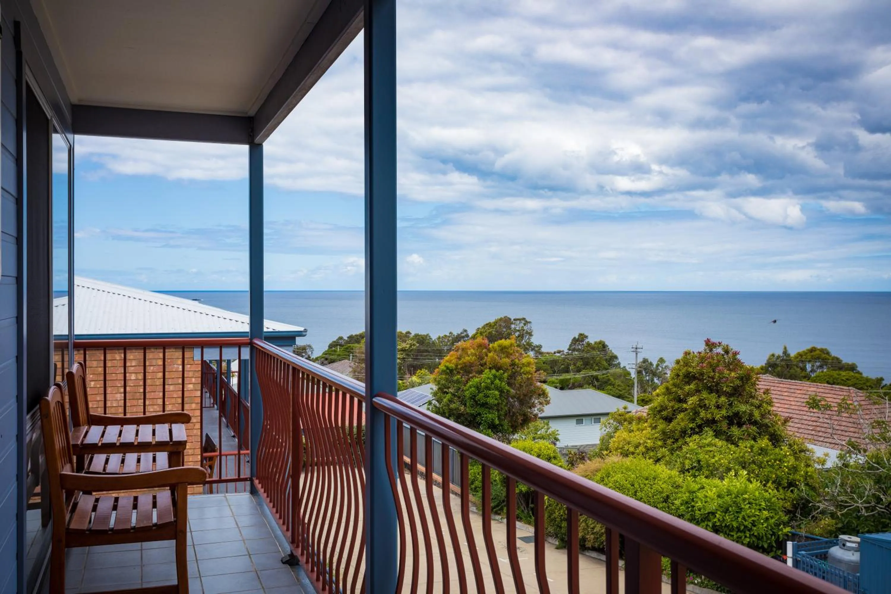 Heritage House Motel & Units