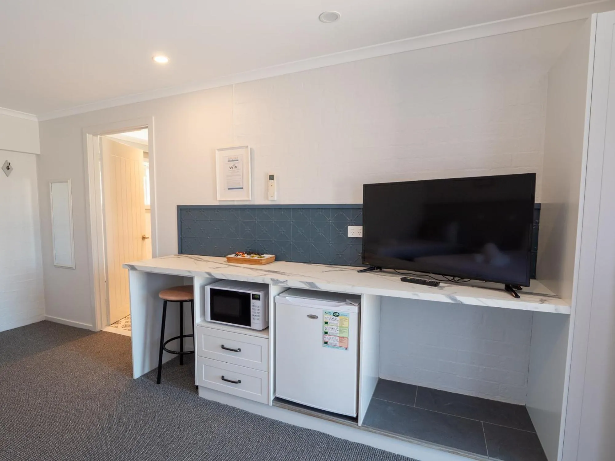 Heritage House Motel & Units