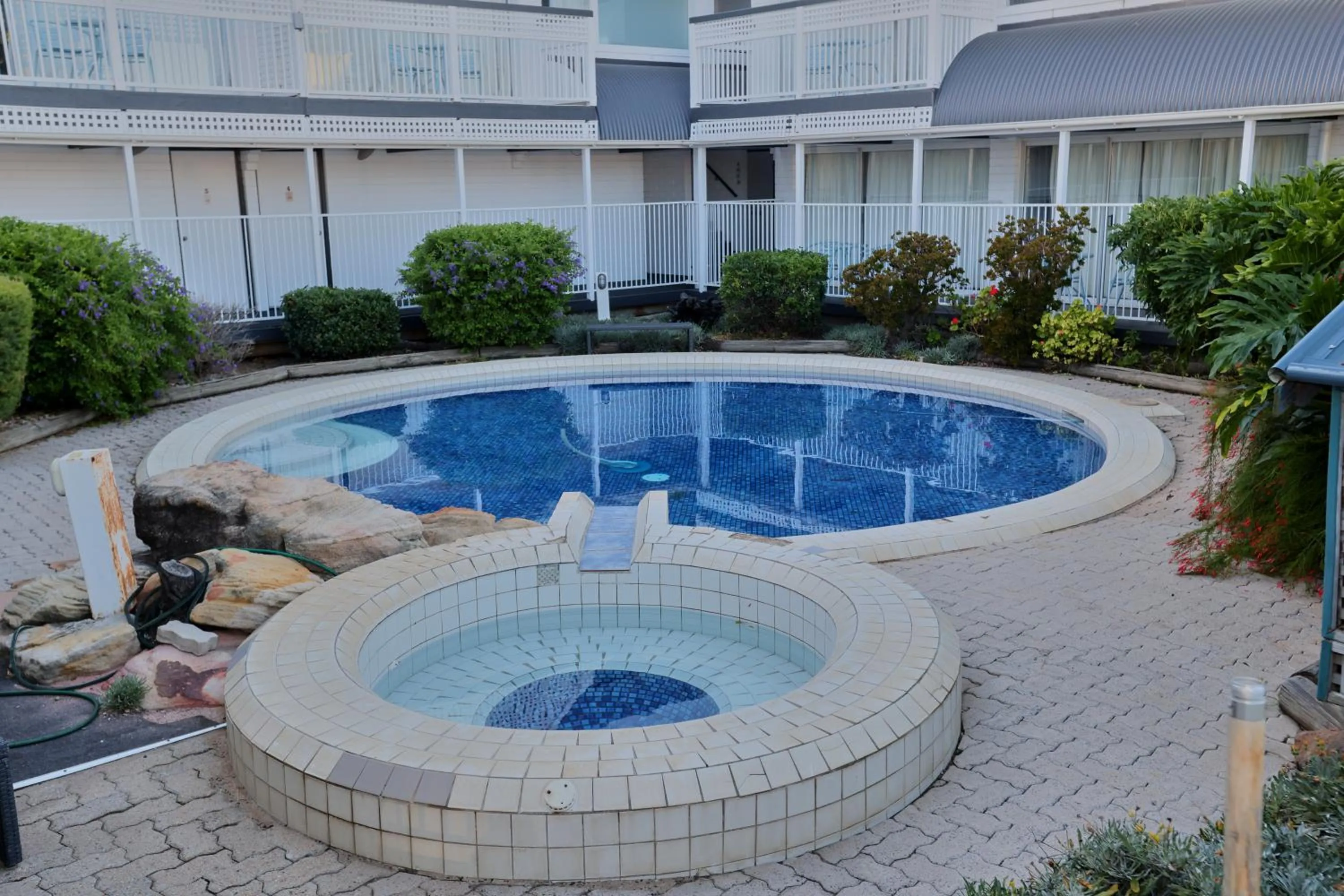 Spa and wellness centre/facilities in Dalby Manor Motor Inn