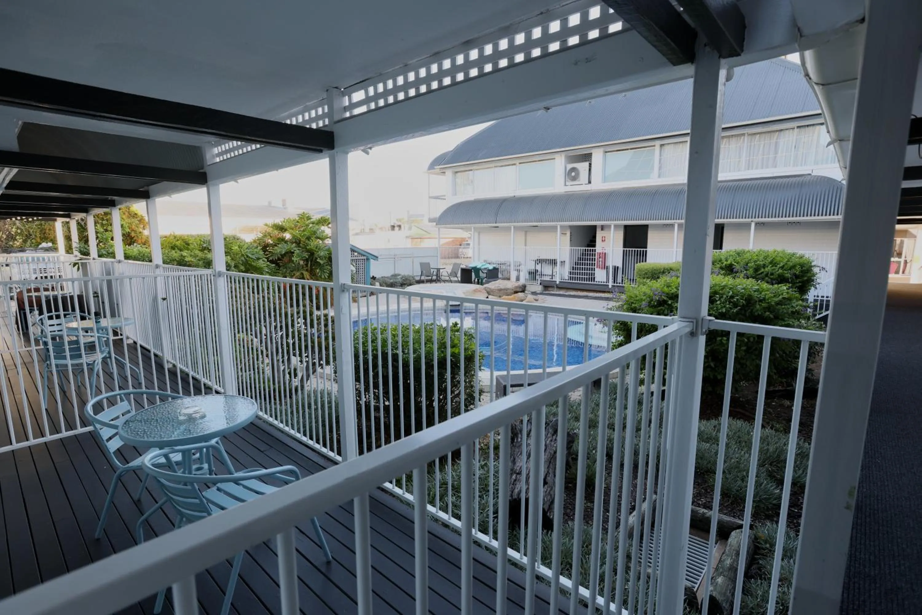 Pool view in Dalby Manor Motor Inn