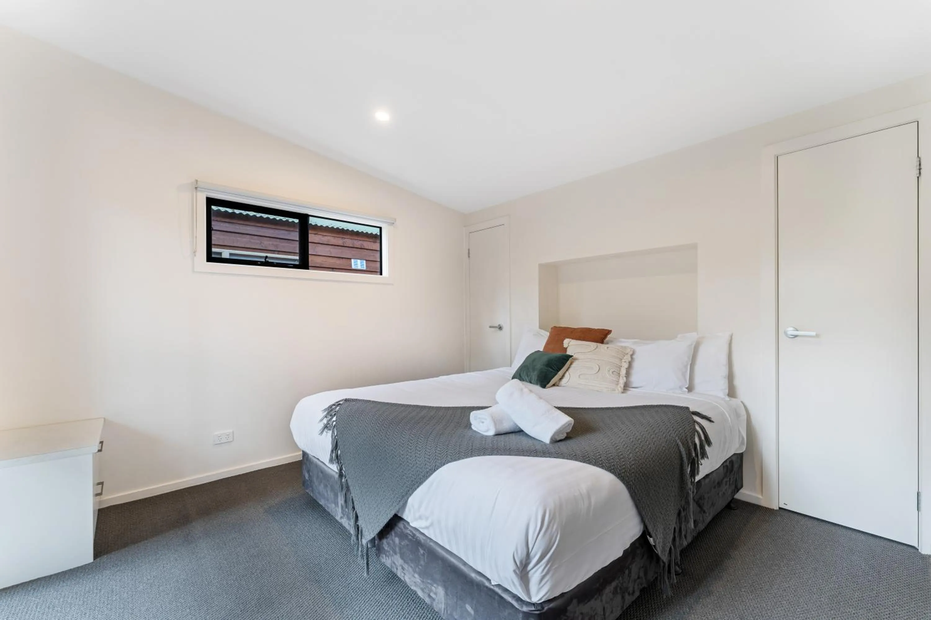Bedroom, Bed in BIG4 Tasman Holiday Parks - Bright