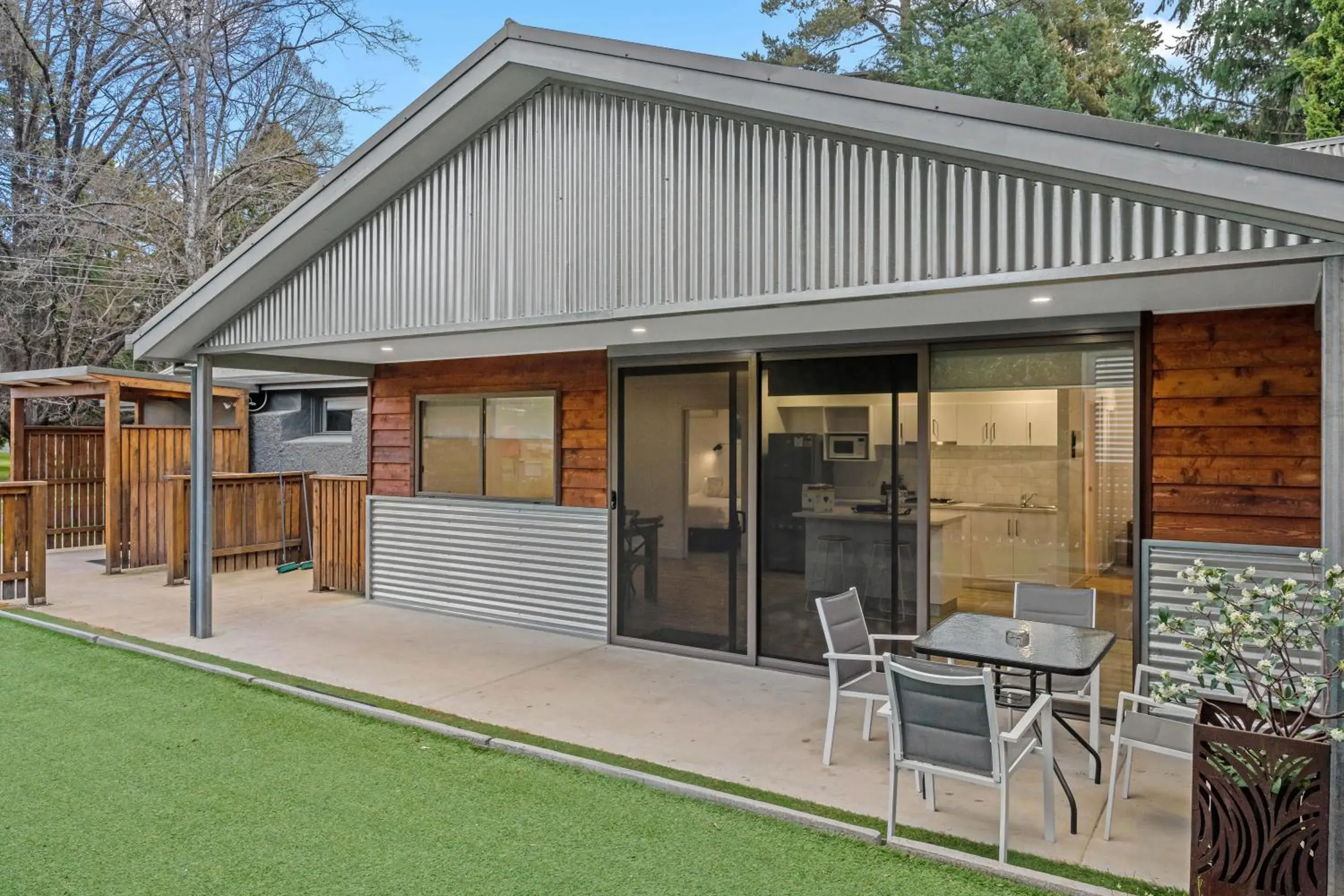 Two-Bedroom Studio Unit in BIG4 Tasman Holiday Parks - Bright Two-Bedroom Studio Unit in BIG4 Tasman Holiday Parks - Bright