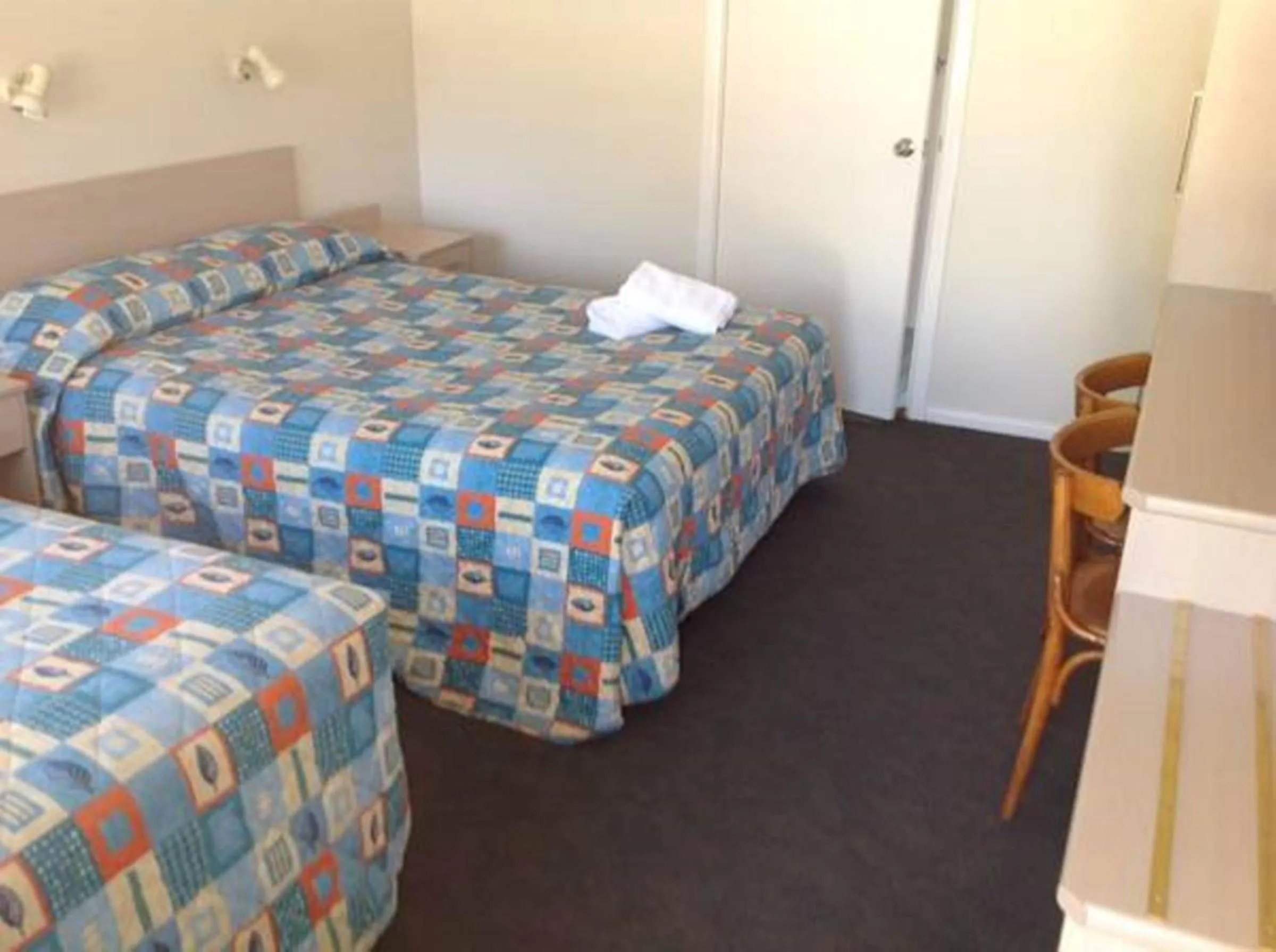 Photo of the whole room, Bed in Gundagai Gabriel Motor Inn