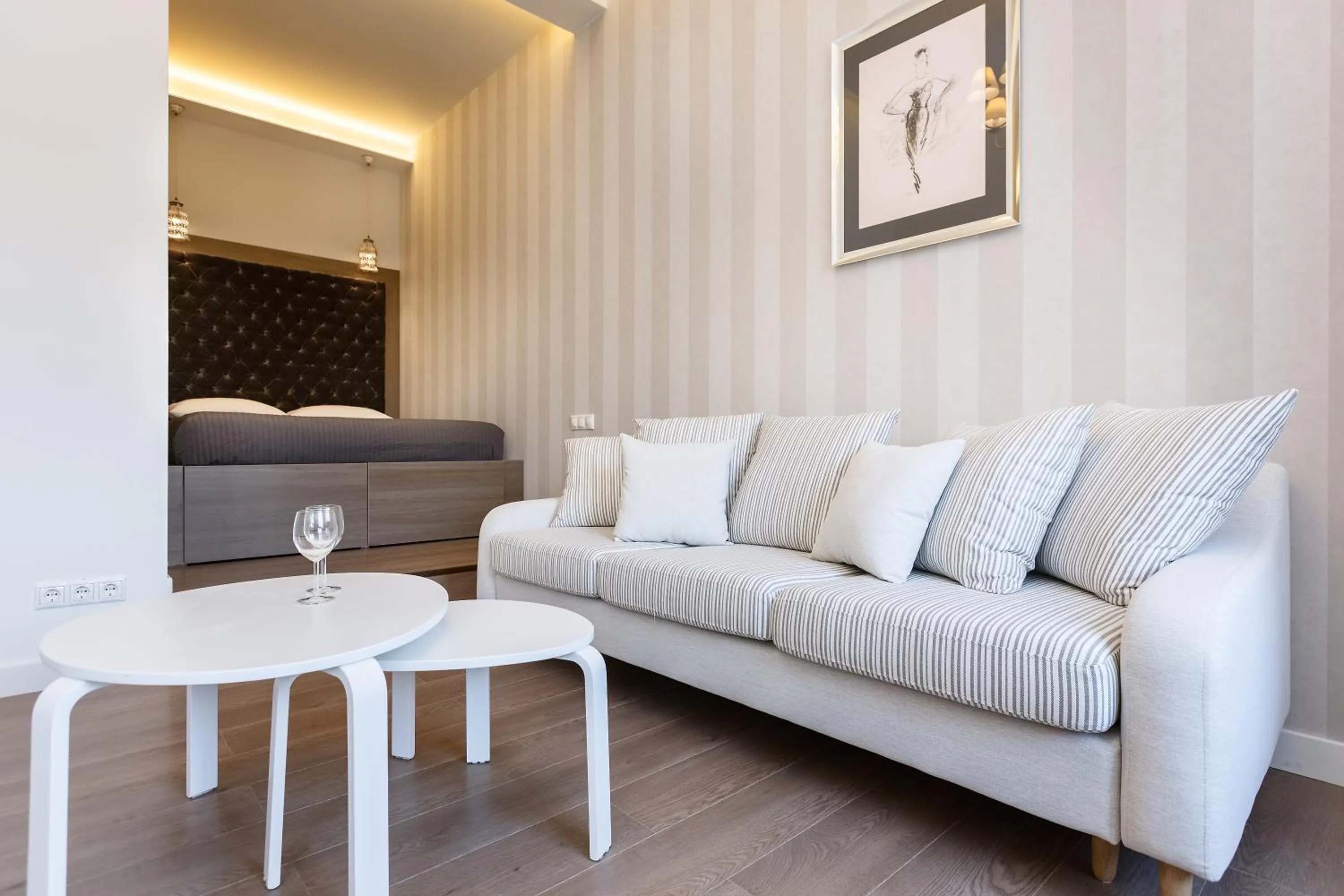Studio Apartment - single occupancy in Center Avenue Apartments
