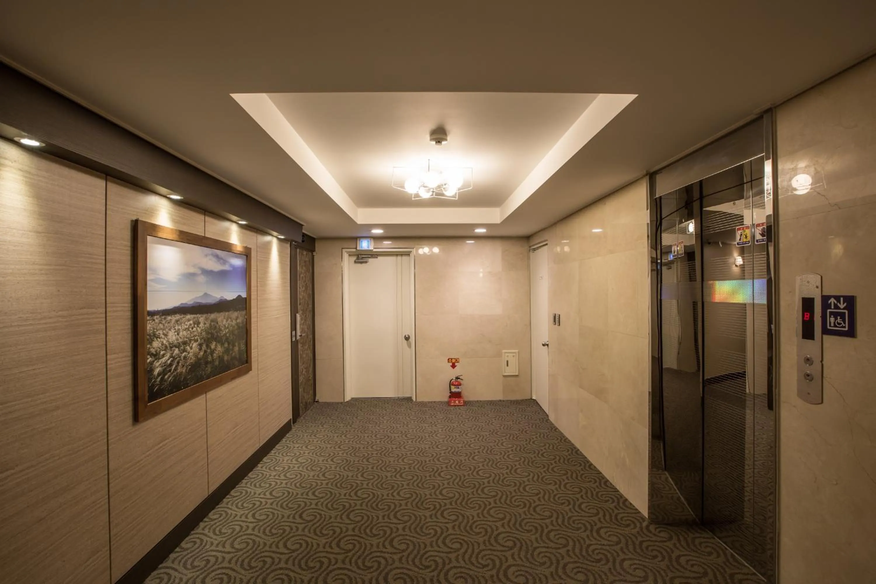 Decorative detail in Elin Hotel