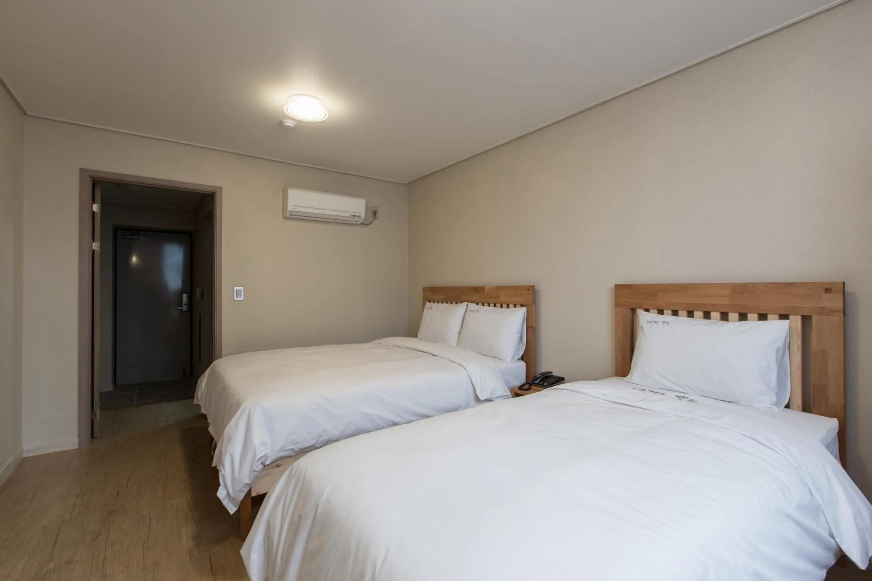 Bedroom, Bed in Elin Hotel