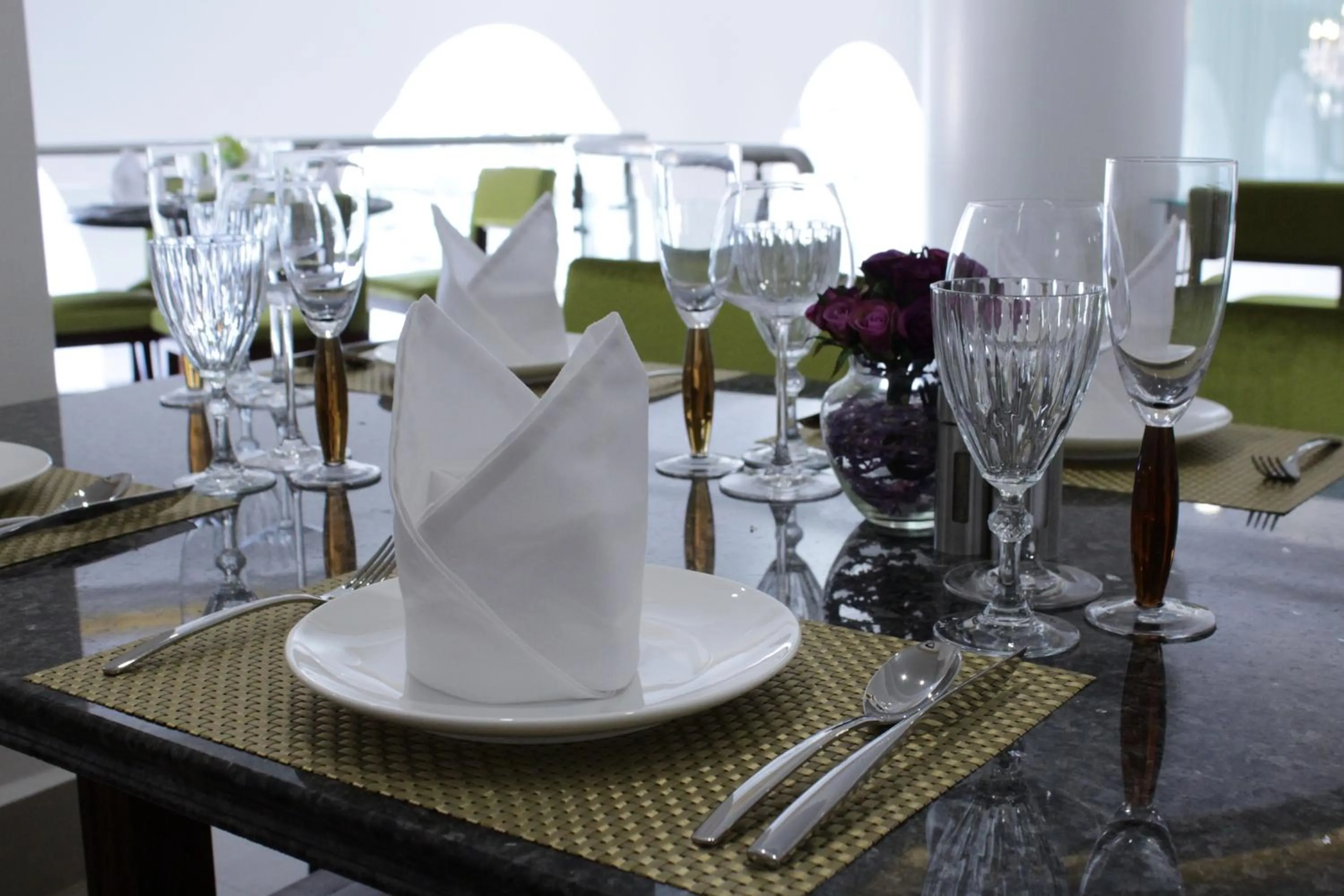 Restaurant/places to eat in Harmony Phnom Penh Hotel