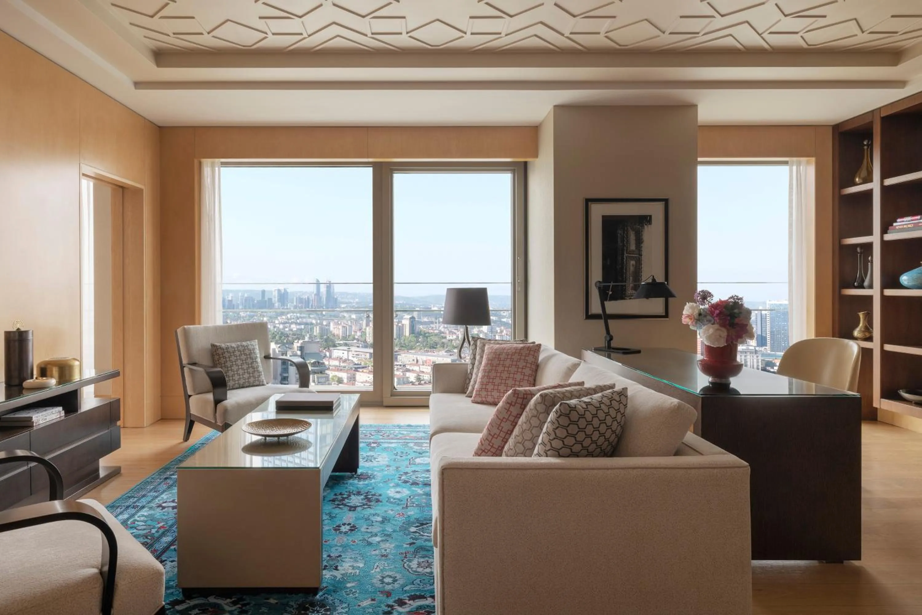 One-Bedroom Suite with City View in Raffles Istanbul