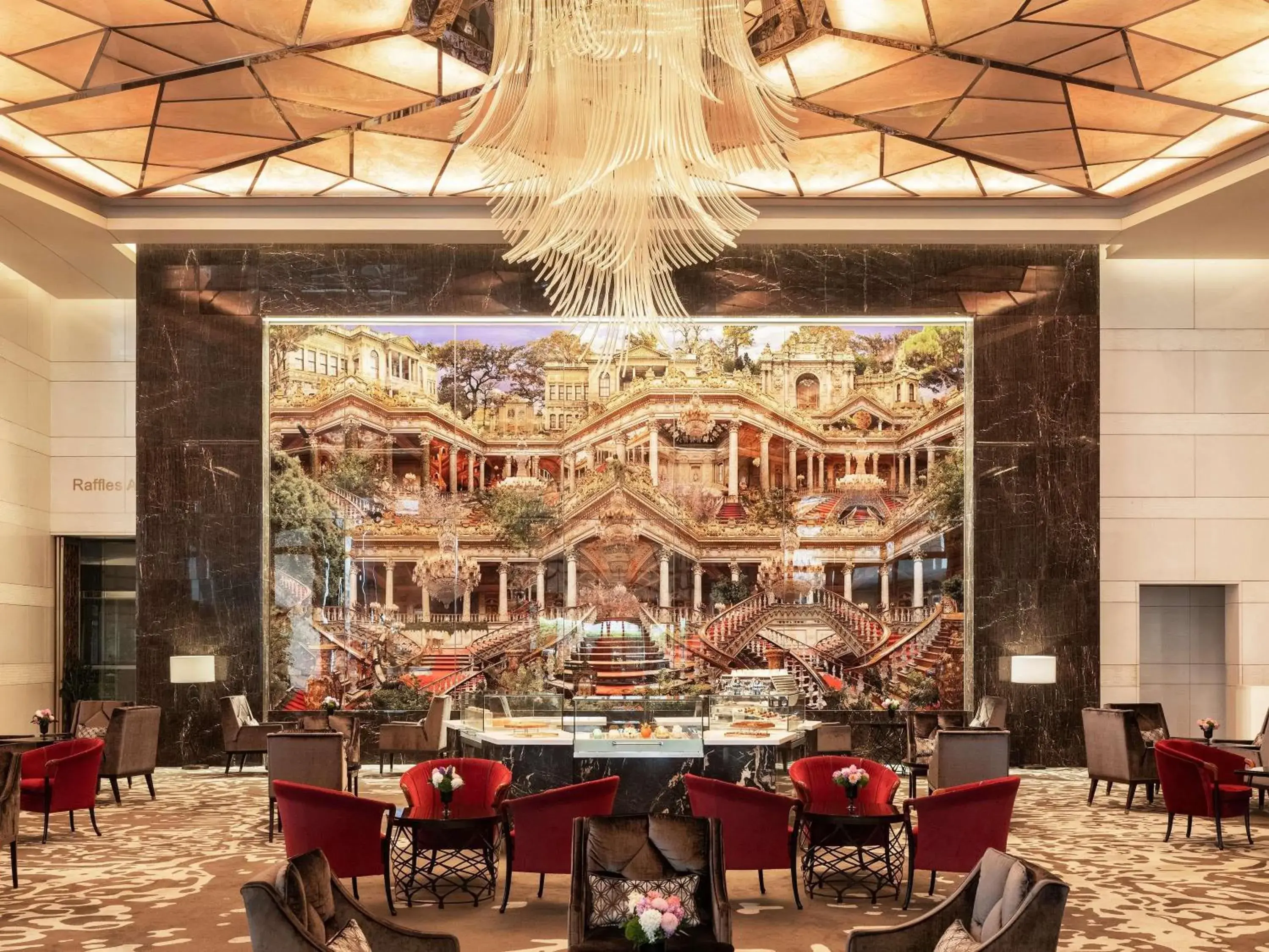 Restaurant/places to eat in Raffles Istanbul Restaurant/places to eat in Raffles Istanbul