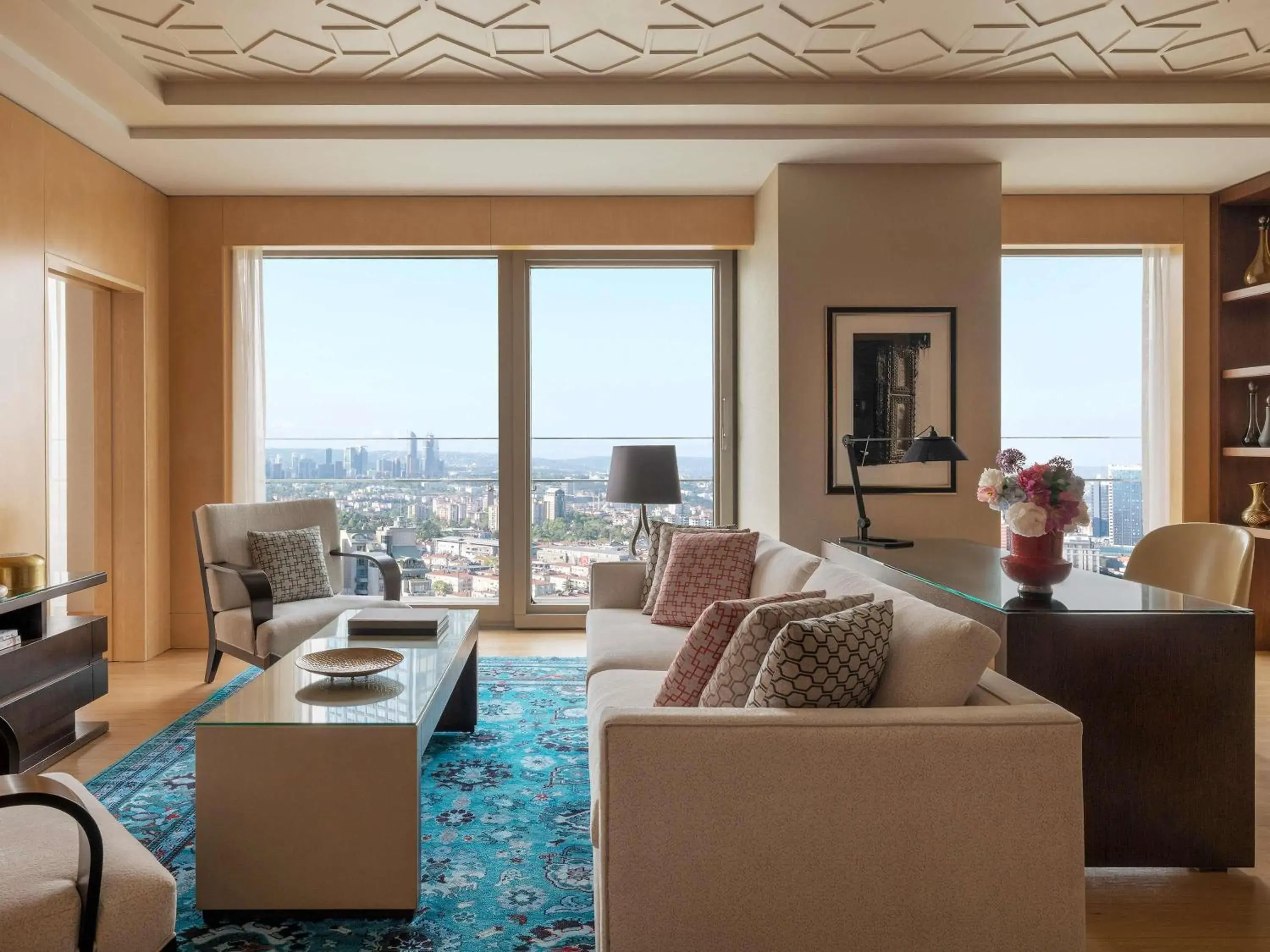 Bedroom in Raffles Istanbul Bedroom in Raffles Istanbul