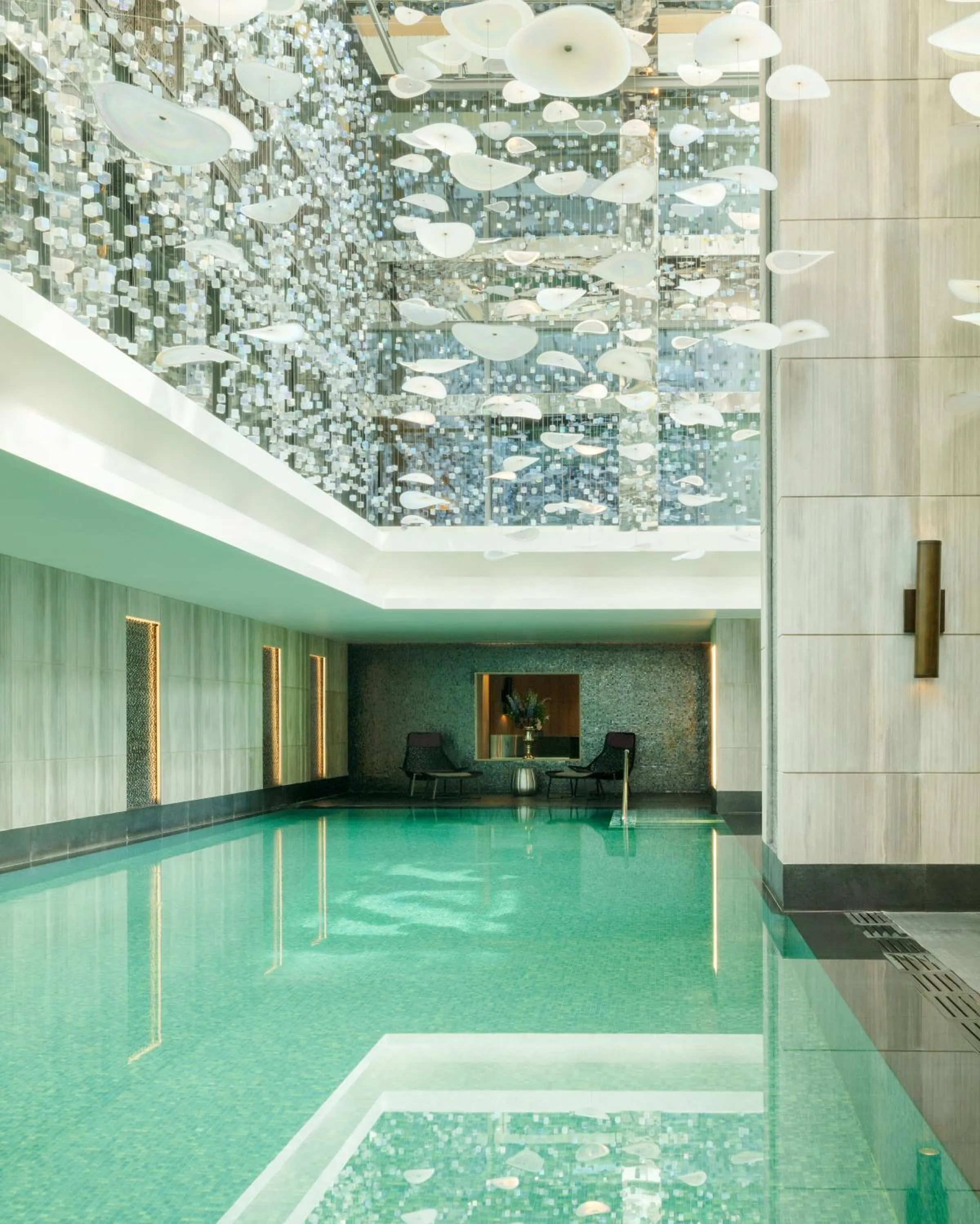 Swimming pool in Raffles Istanbul
