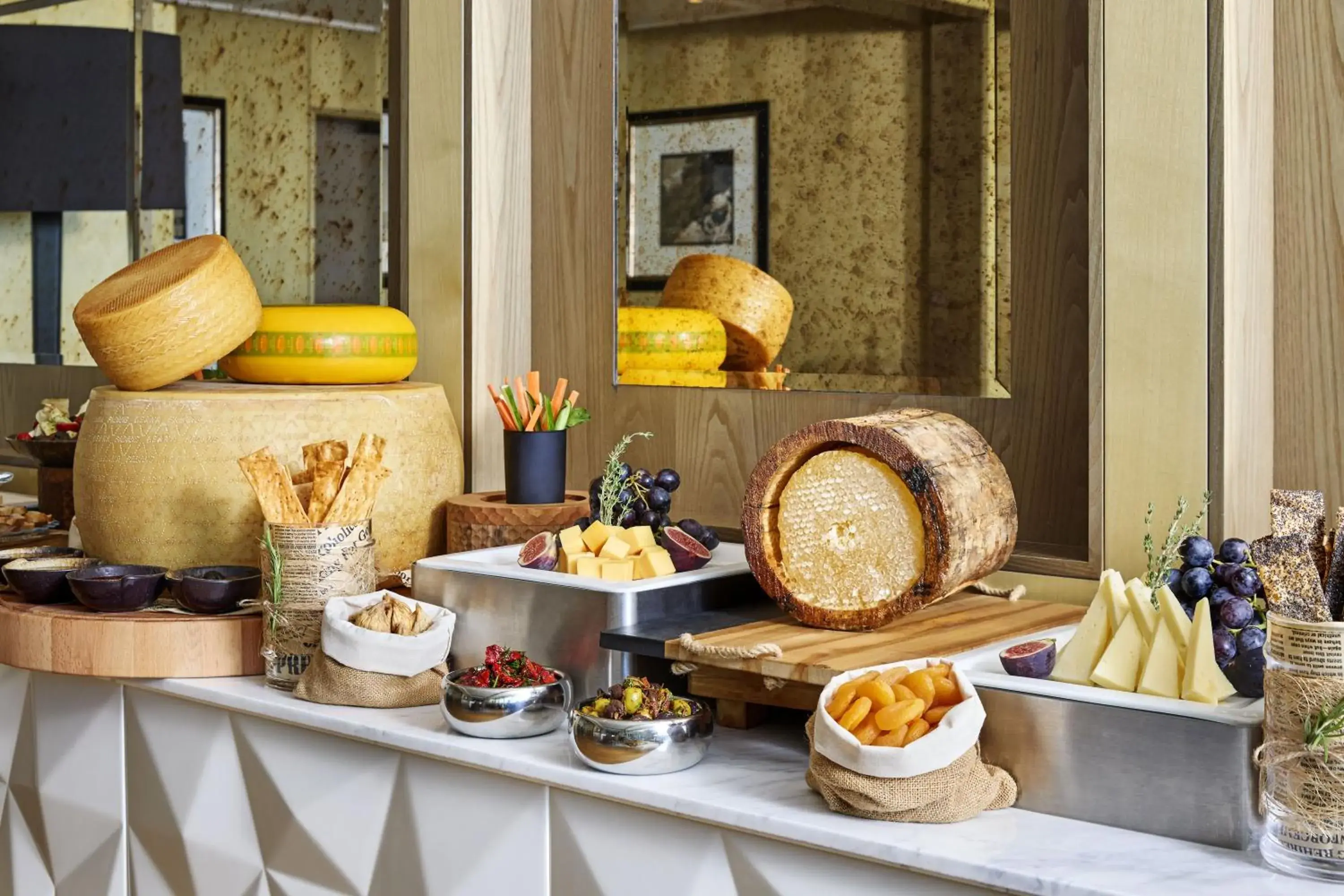 Restaurant/places to eat in Raffles Istanbul Restaurant/places to eat in Raffles Istanbul