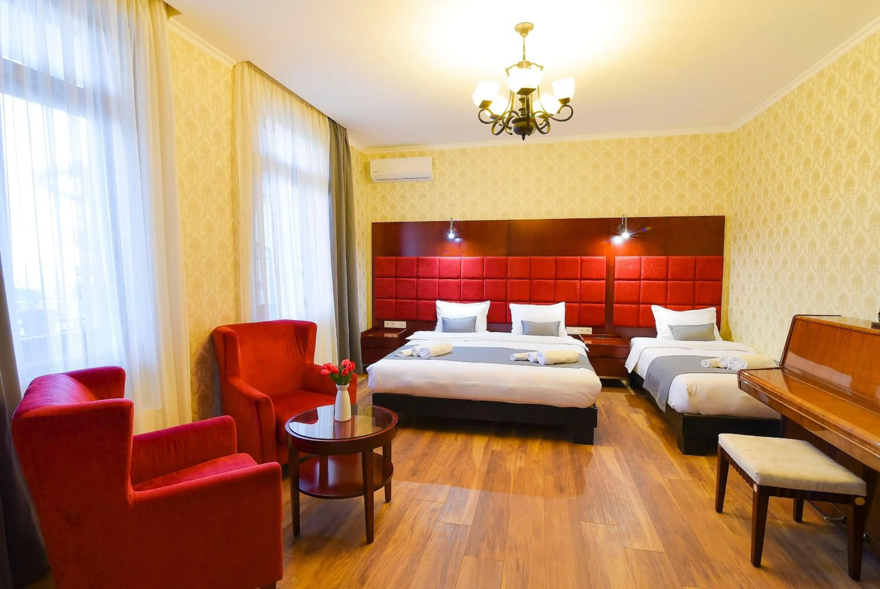 Bed in Kraveli Hotel