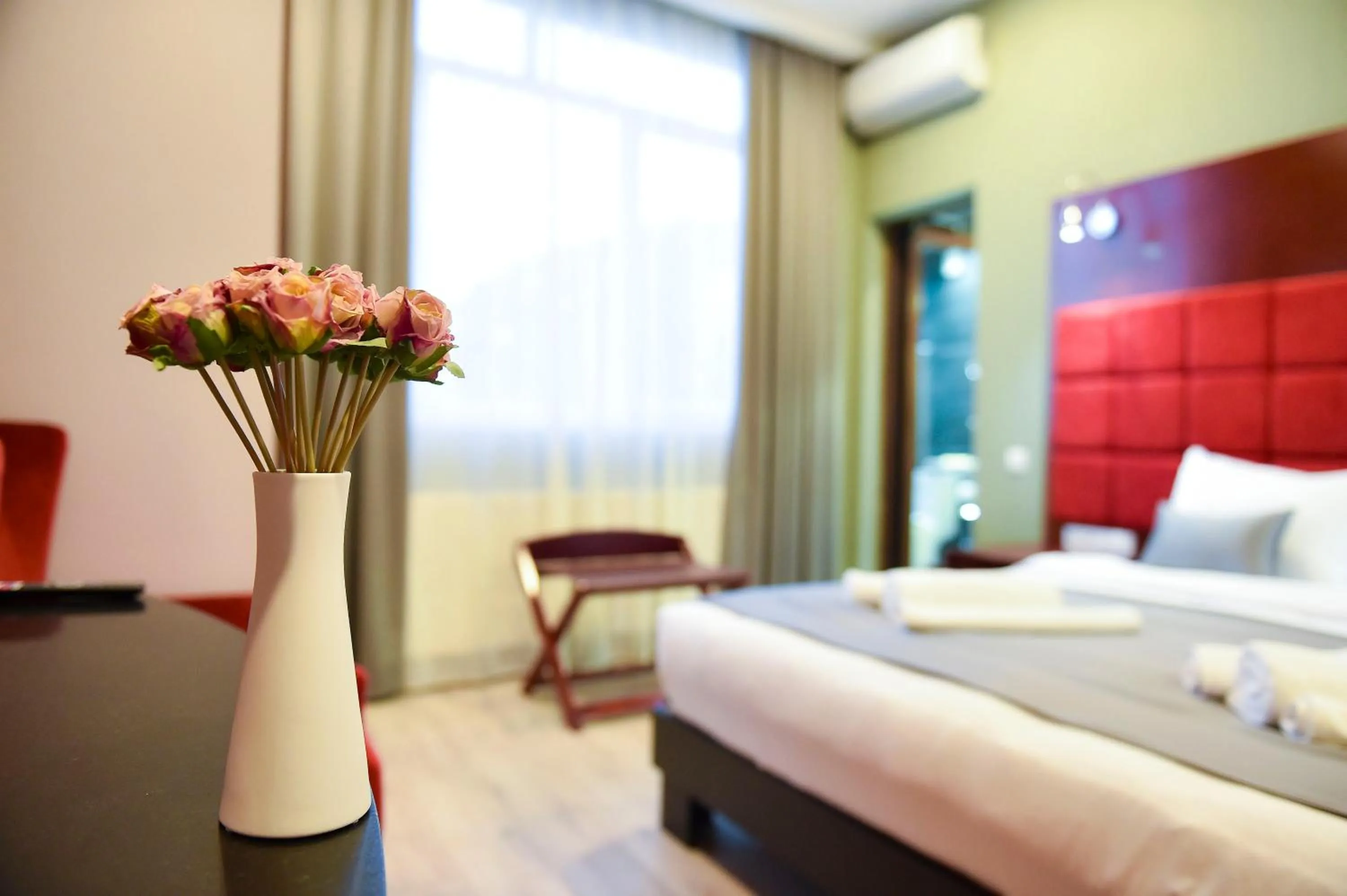 Bed in Kraveli Hotel