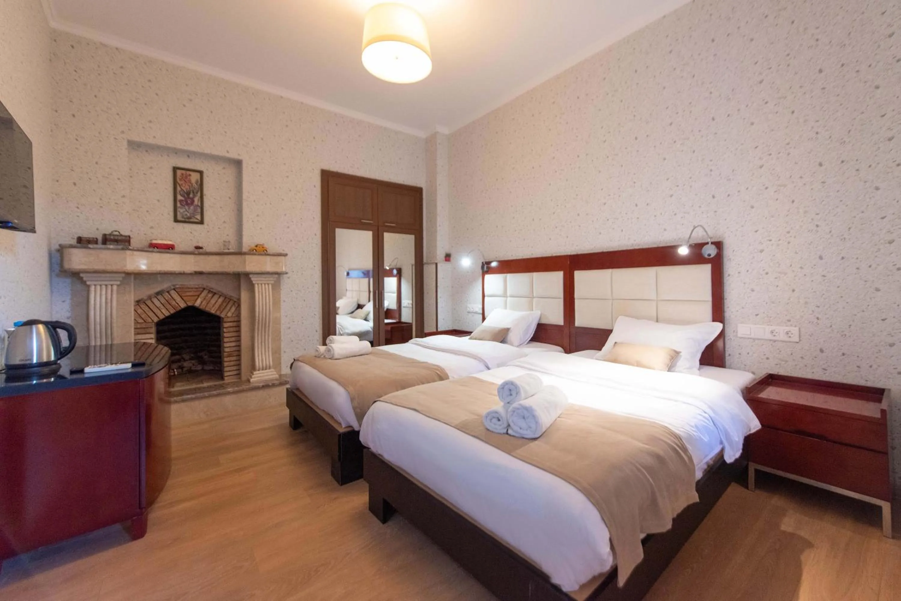 Bed in Kraveli Hotel