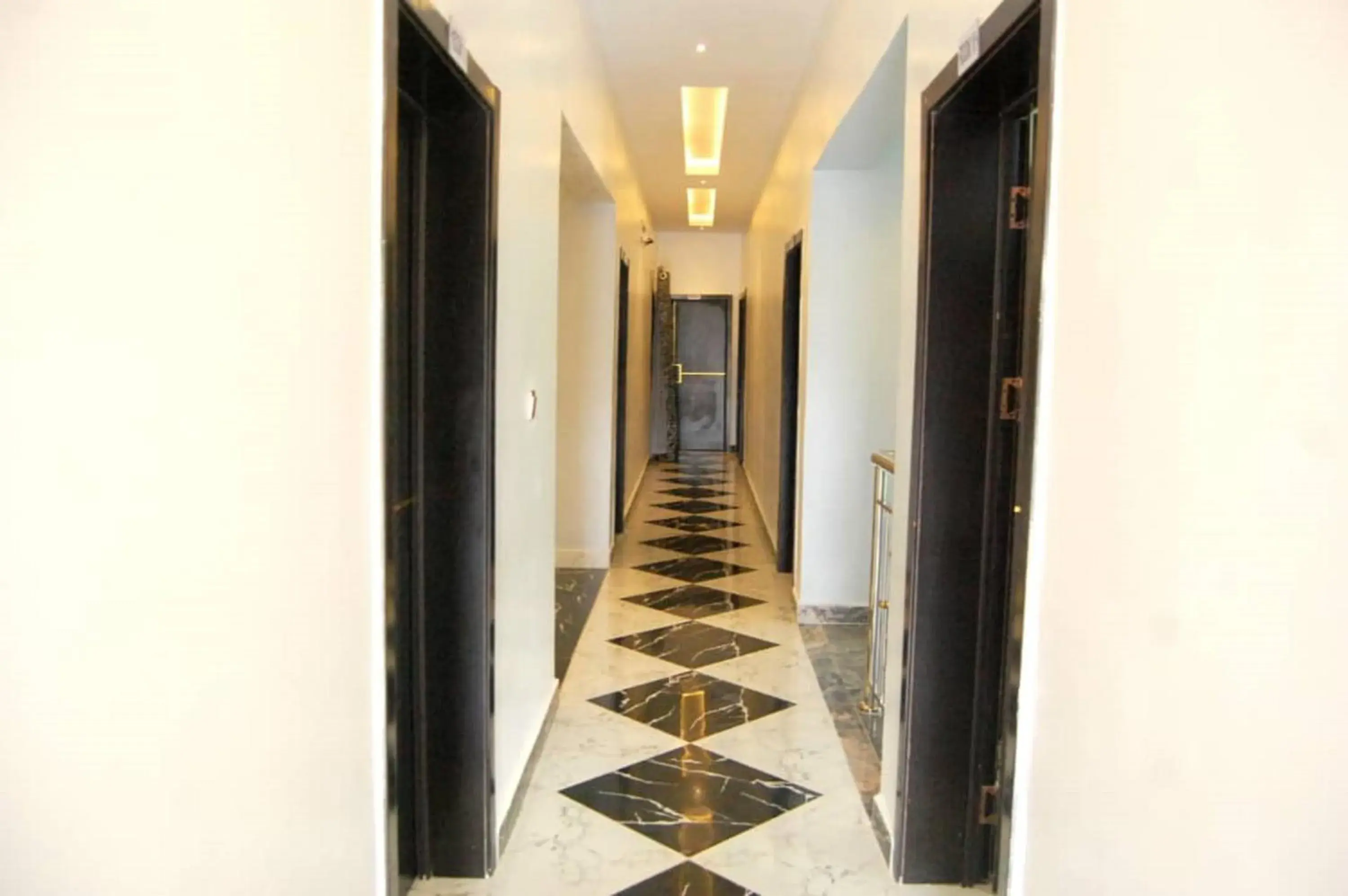 Facade/entrance in STARSAPPHIRE LUXURY HOTELS LTD Facade/entrance in STARSAPPHIRE LUXURY HOTELS LTD